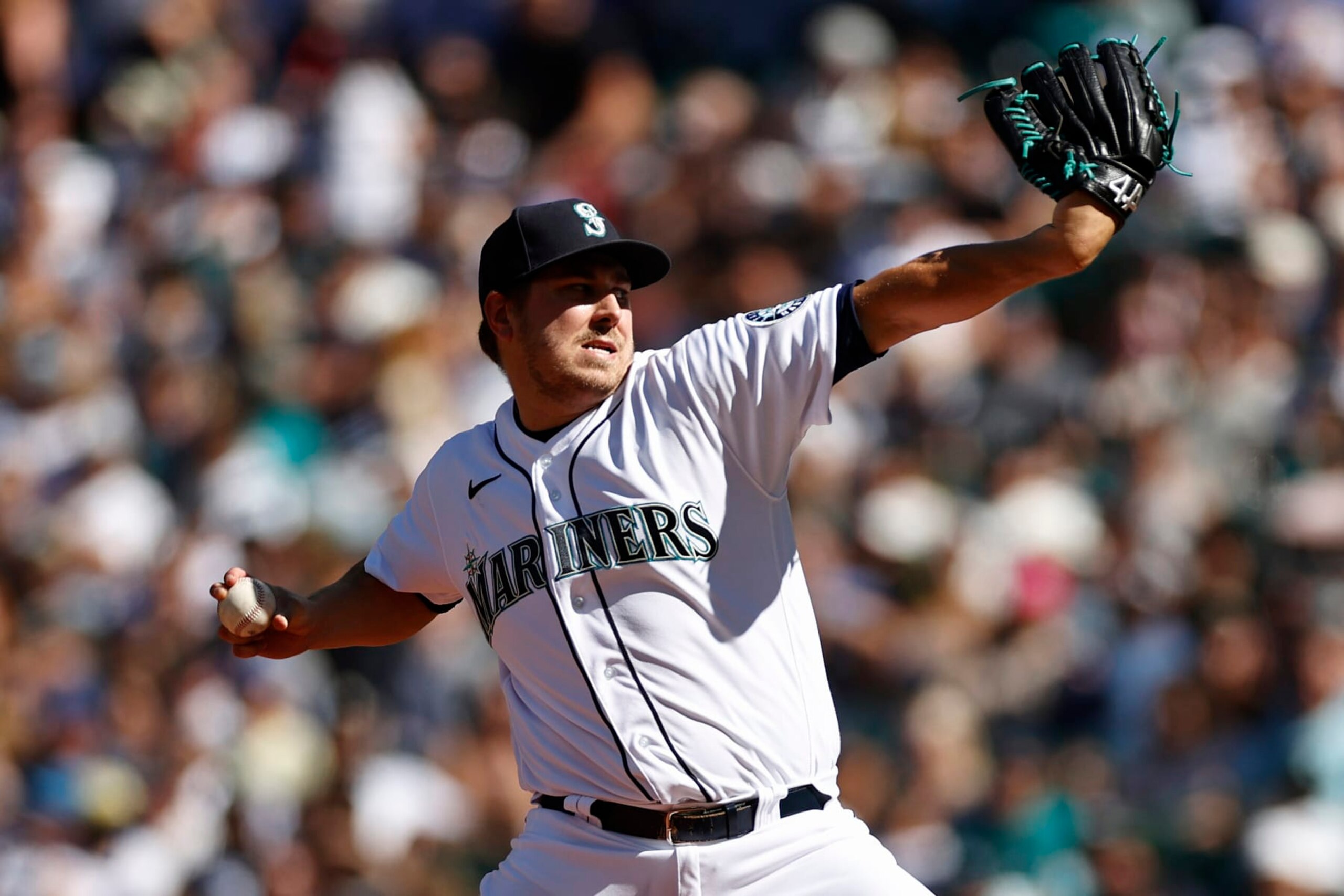 SEATTLE, WASHINGTON - AUGUST 06: Erik Swanson #50 of the Seattle Mariners pitches during the ninth inning against the Los Angeles Angels at T-Mobile Park on August 06, 2022 in Seattle, Washington. (Photo by Steph Chambers/Getty Images)