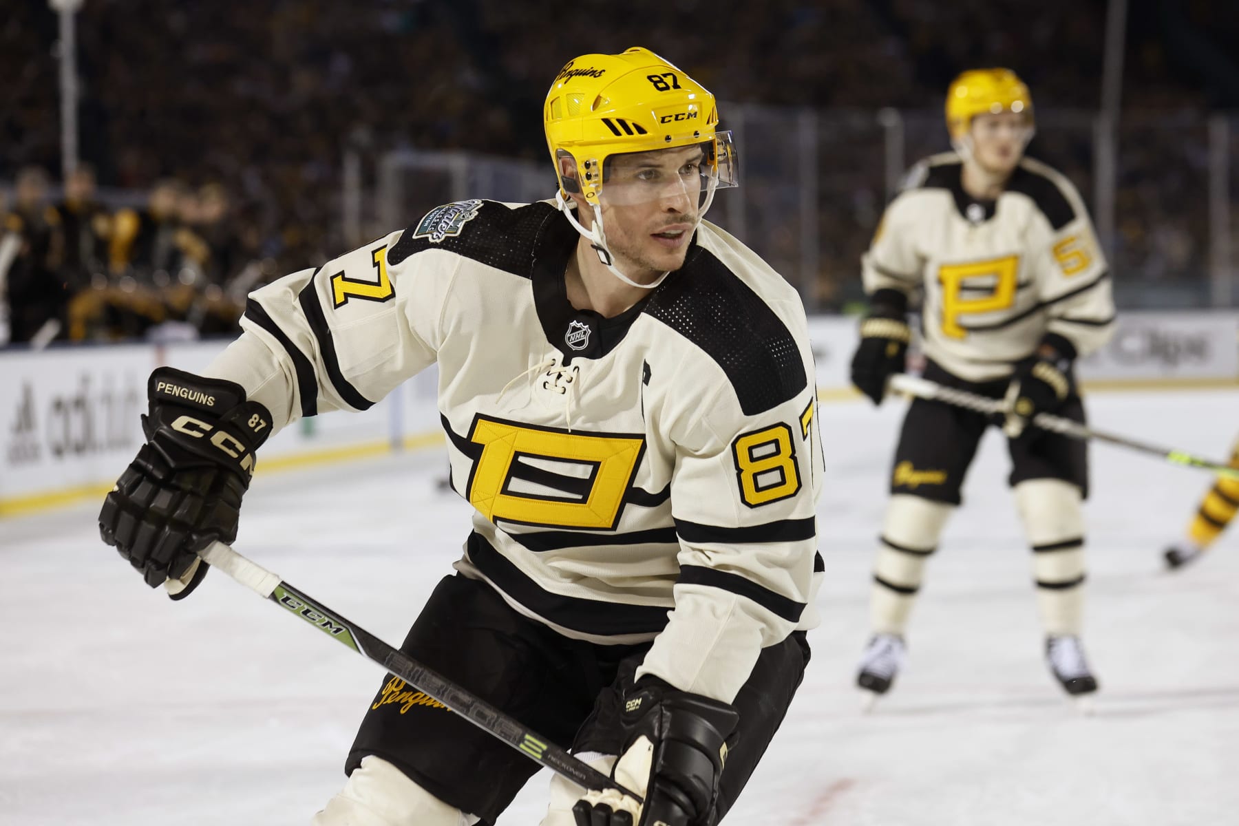 BOSTON, MASSACHUSETTS - JANUARY 02: Sidney Crosby #87 of the Pittsburgh Penguins during the 2023 Discover NHL Winter Classic against the Boston Bruins at Fenway Park on January 02, 2023 in Boston, Massachusetts. (Photo by Winslow Townson/Getty Images)