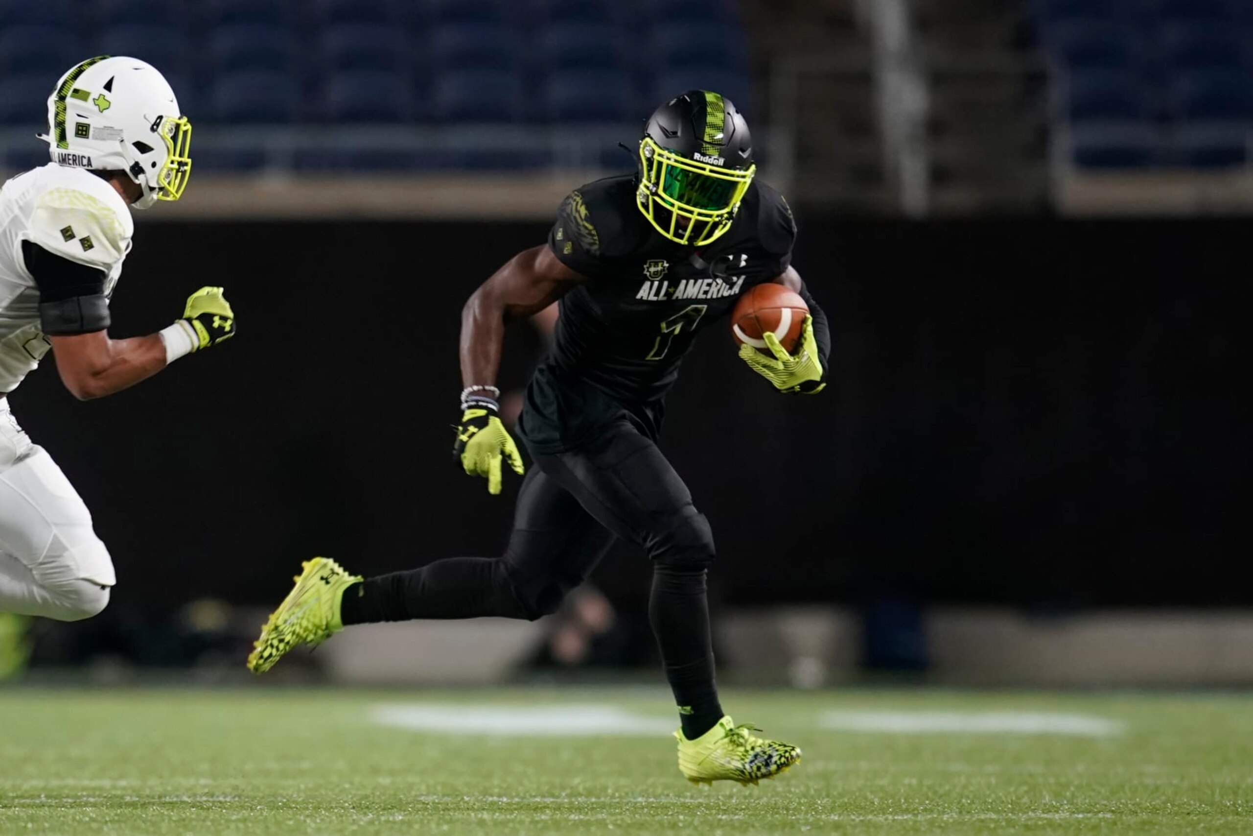 ORLANDO, FL - JANUARY 03: Team Phantom wide receiver Zachariah Branch (1) runs for a first down during the Under Armour Next All-America Football Game at Camping World Stadium in Orlando FL on January 3, 2022. (Photo by Chris Leduc/Icon Sportswire via Getty Images)