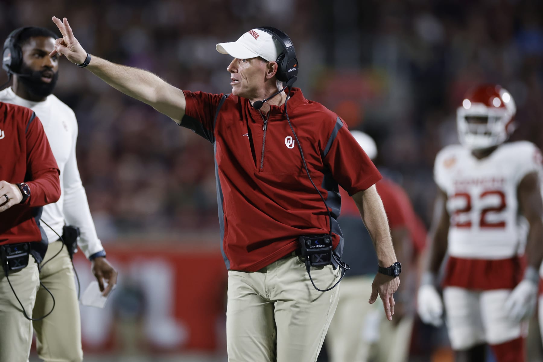 ORLANDO, FL - DECEMBER 29: Oklahoma Sooners head coach Brent Venables reacts during the Cheez-It Bowl against the Florida State Seminoles on December 29, 2022 at Camping World Stadium in Orlando, Florida. (Photo by Joe Robbins/Icon Sportswire via Getty Images)