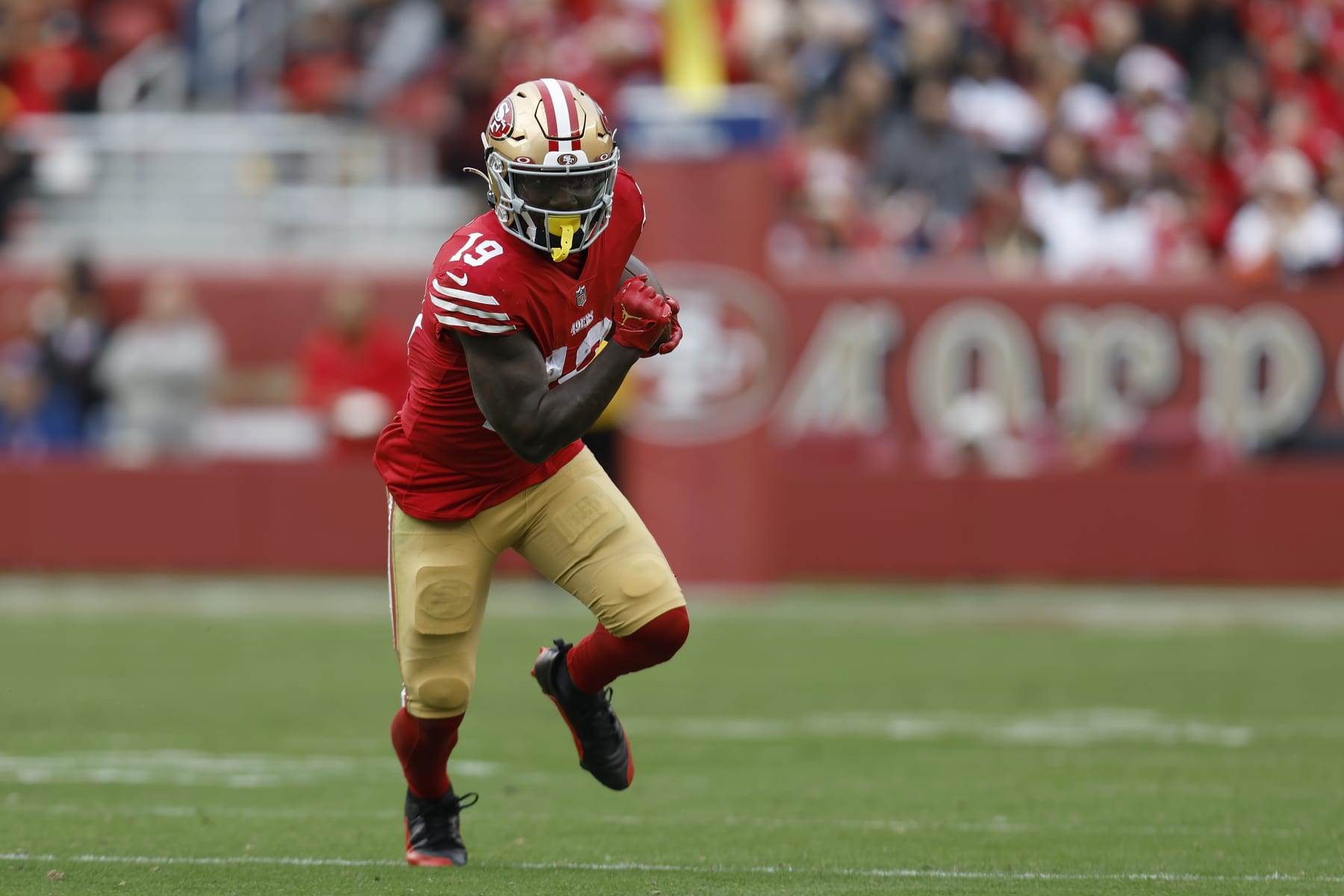 San Francisco 49ers wide receiver Deebo Samuel during an NFL football game against the Tampa Bay Buccaneers in Santa Clara, Calif., Sunday, Dec. 11, 2022. (AP Photo/Jed Jacobsohn)