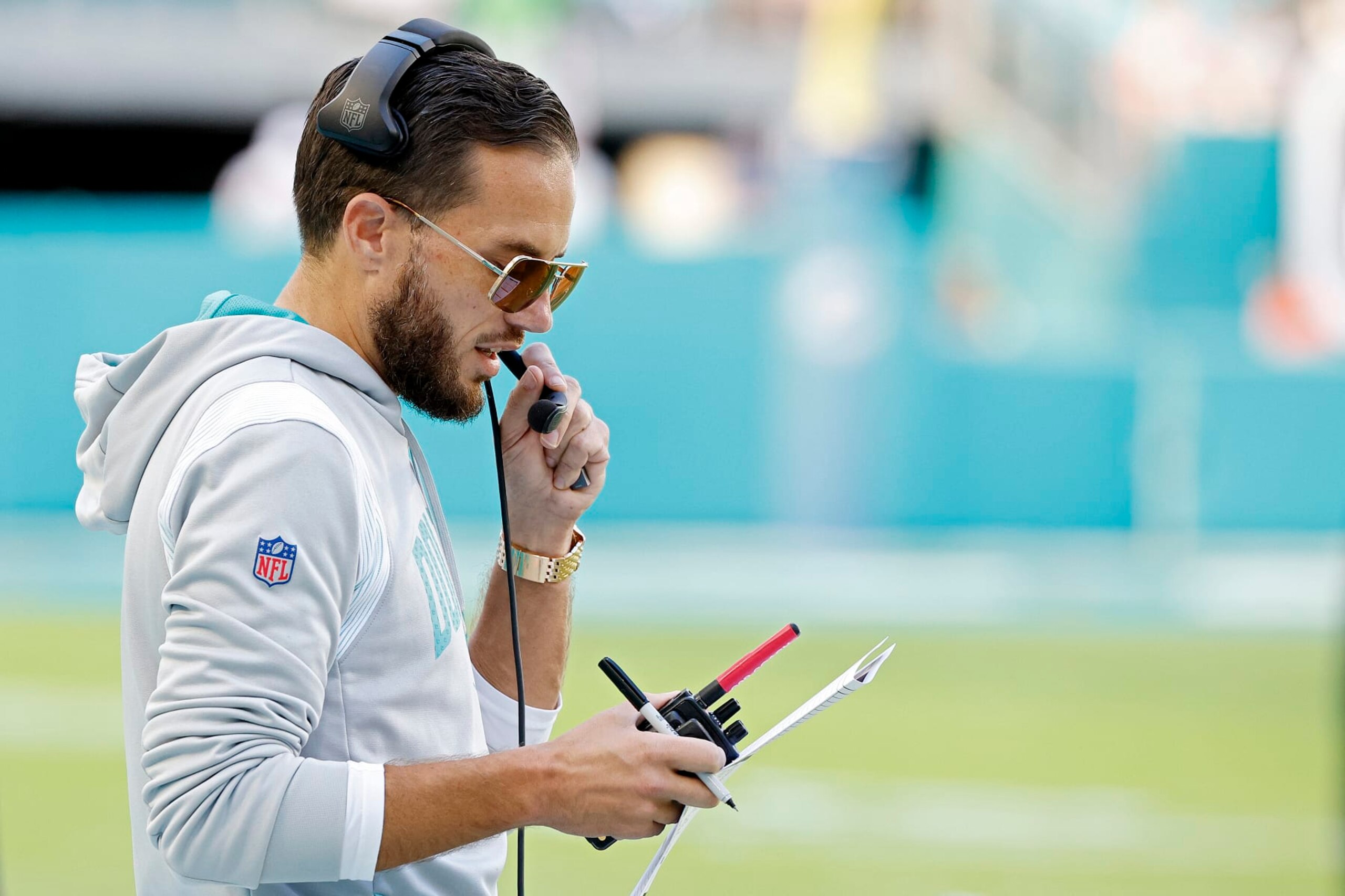 Dolphins head coach Mike McDaniel