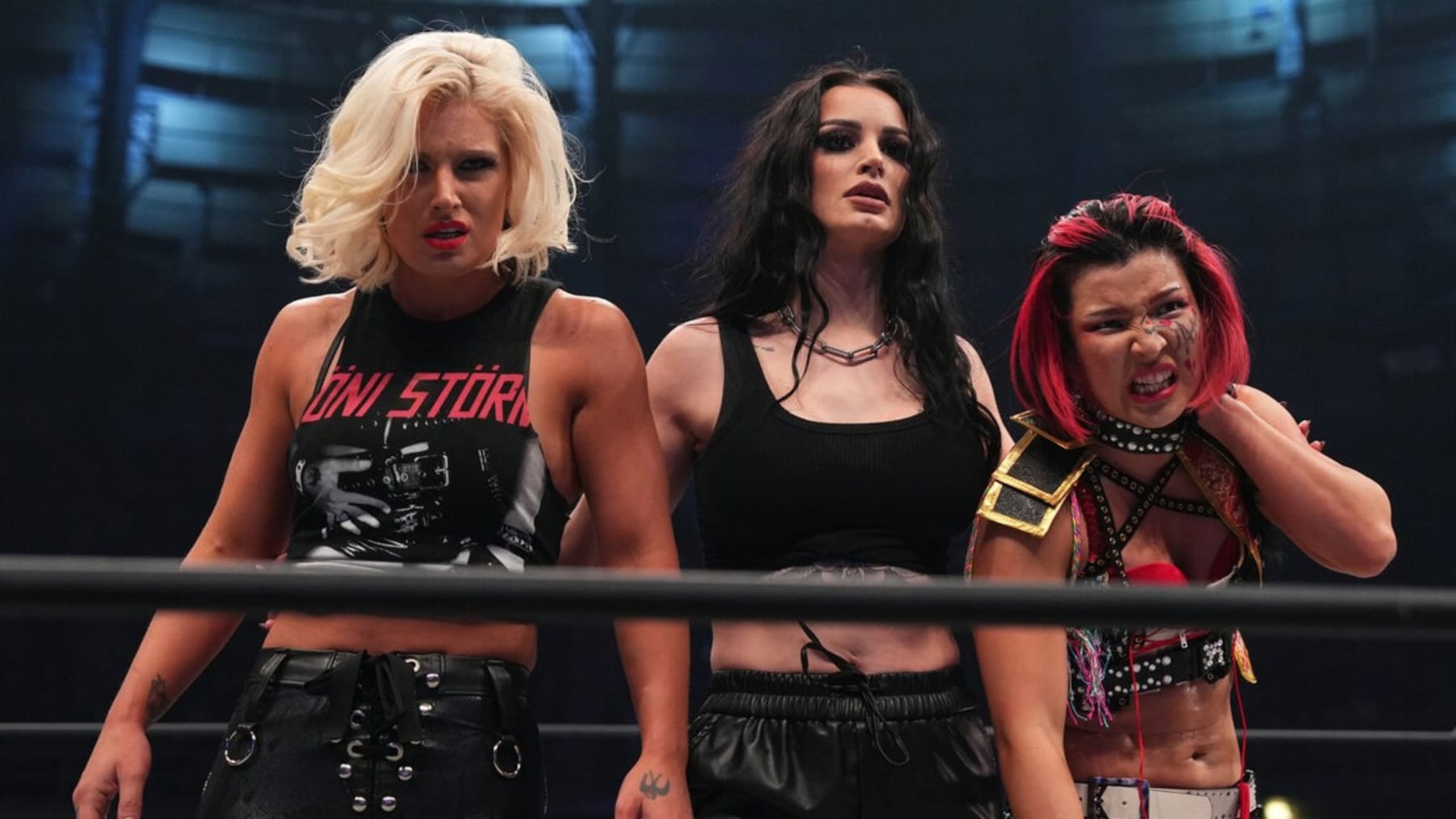 Despite Toni Storm already being announced as Saraya's partner for AEW Dynamite, the chances of Mercedes Moné replacing her are high.
