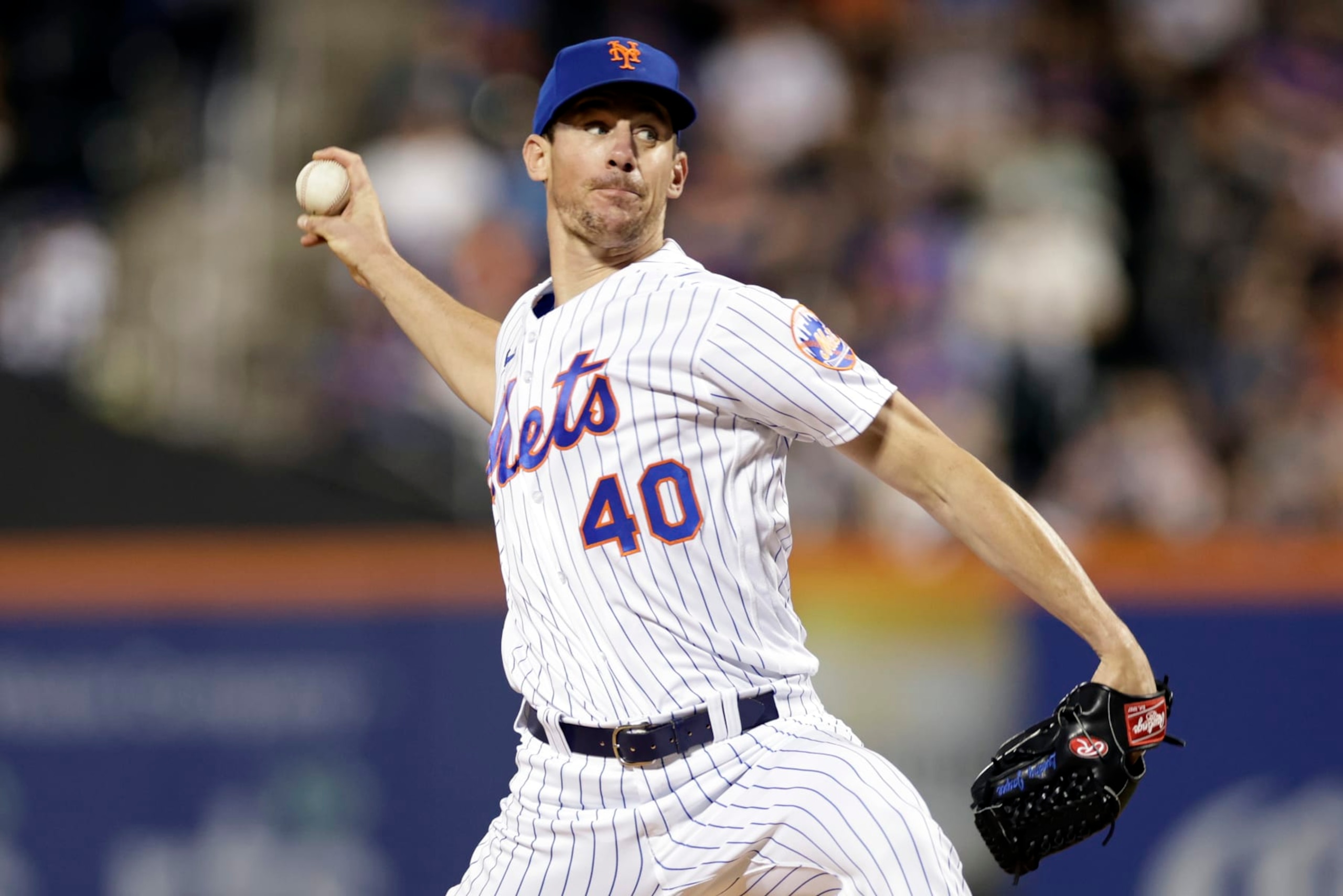 NEW YORK, NY - SEPTEMBER 17: Chris Bassitt #40 of the New York Mets pitches during the third inning against the Pittsburgh Pirates at Citi Field on September 17, 2022 in the Queens borough of New York City. (Photo by Adam Hunger/Getty Images) NEW YORK, NY - SEPTEMBER 17: Chris Bassitt #40 of the New York Mets pitches during the third inning against the Pittsburgh Pirates at Citi Field on September 17, 2022 in the Queens borough of New York City. (Photo by Adam Hunger/Getty Images)