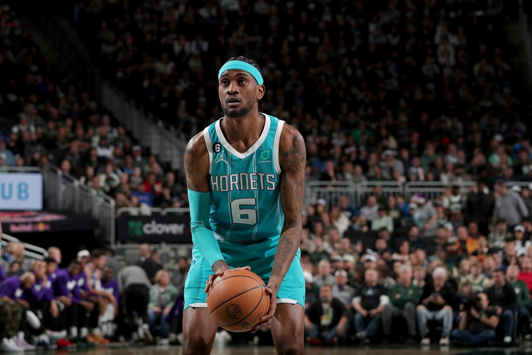 MILWAUKEE, WI - JANUARY 6: Jalen McDaniels #6 of the Charlotte Hornets prepares to shoot a free throw against the Milwaukee Bucks on January 6, 2023 at the Fiserv Forum Center in Milwaukee, Wisconsin. NOTE TO USER: User expressly acknowledges and agrees that, by downloading and or using this Photograph, user is consenting to the terms and conditions of the Getty Images License Agreement. Mandatory Copyright Notice: Copyright 2022 NBAE (Photo by Gary Dineen/NBAE via Getty Images).
