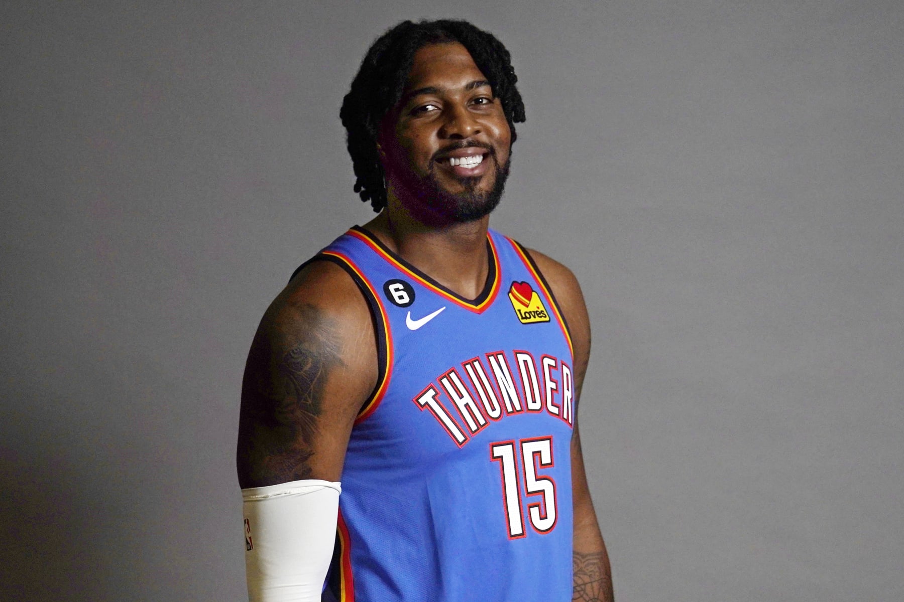 Oklahoma City Thunder's Derrick Favors (15) during an NBA media day Monday, Sept. 26, 2022, in Oklahoma City. (AP Photo/Sue Ogrocki)