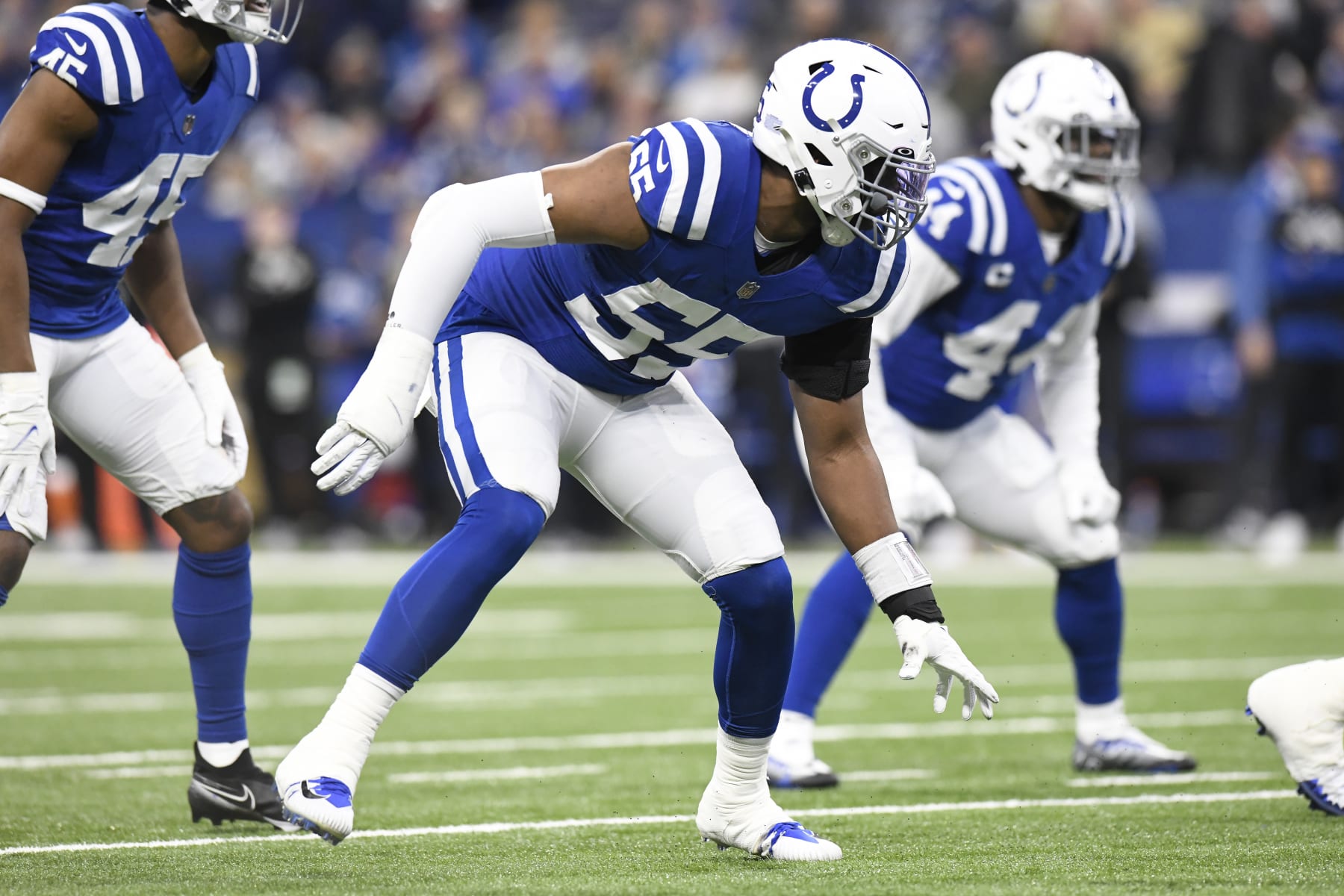 INDIANAPOLIS, IN - JANUARY 08: Indianapolis Colts defensive end Khalid Kareem (55) defends during the game between the Houston Texans and the Indianapolis Colts on January 8, 2023, at Lucas Oil Stadium in Indianapolis, Indiana. (Photo by Michael Allio/Icon Sportswire via Getty Images)