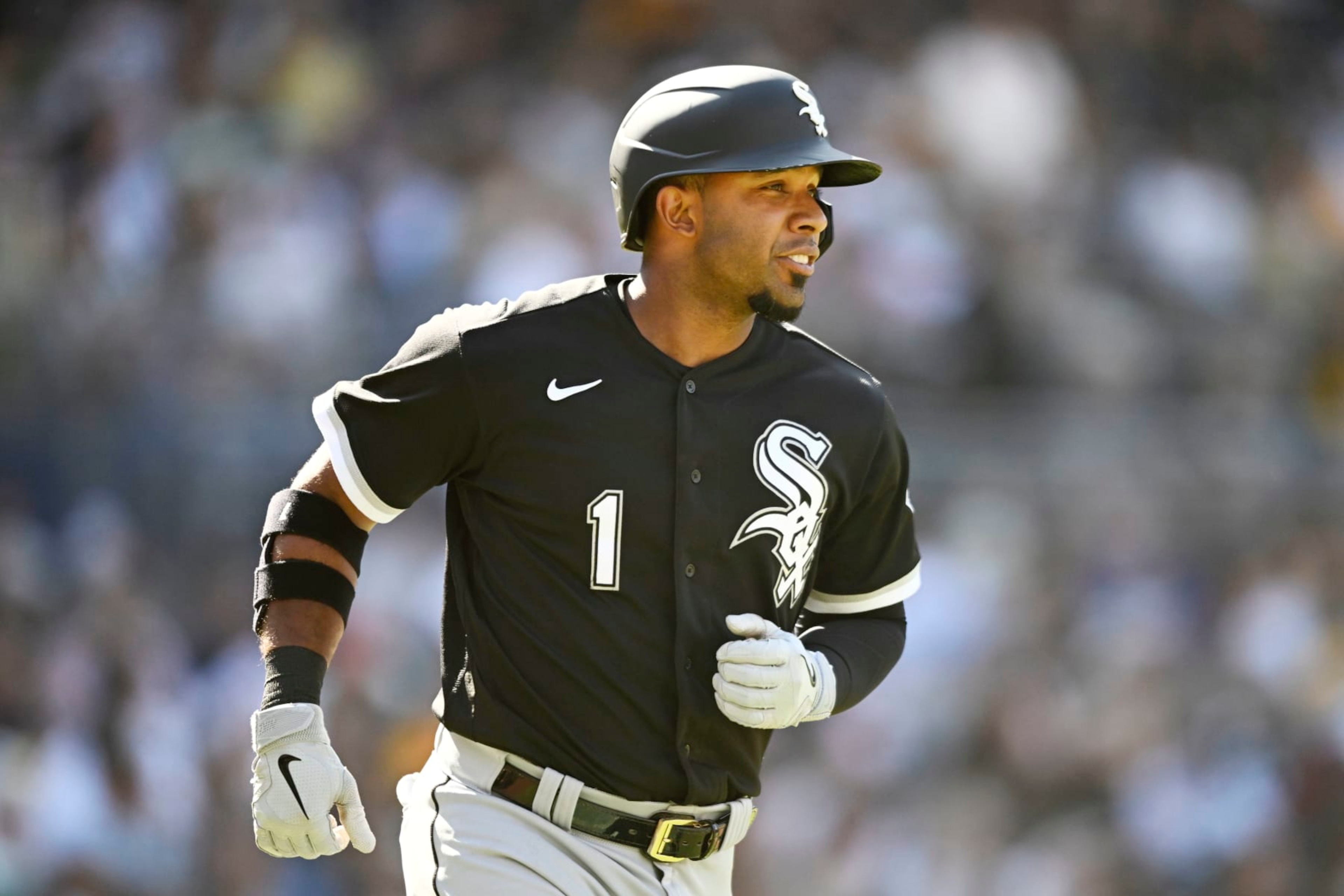 SAN DIEGO, CA - OCTOBER 2: Elvis Andrus #1 of the Chicago White Sox rounds the bases after hitting a solo home run during the sixth inning of a baseball game against the San Diego Padres October 2, 2022 at Petco Park in San Diego, California. (Photo by Denis Poroy/Getty Images)