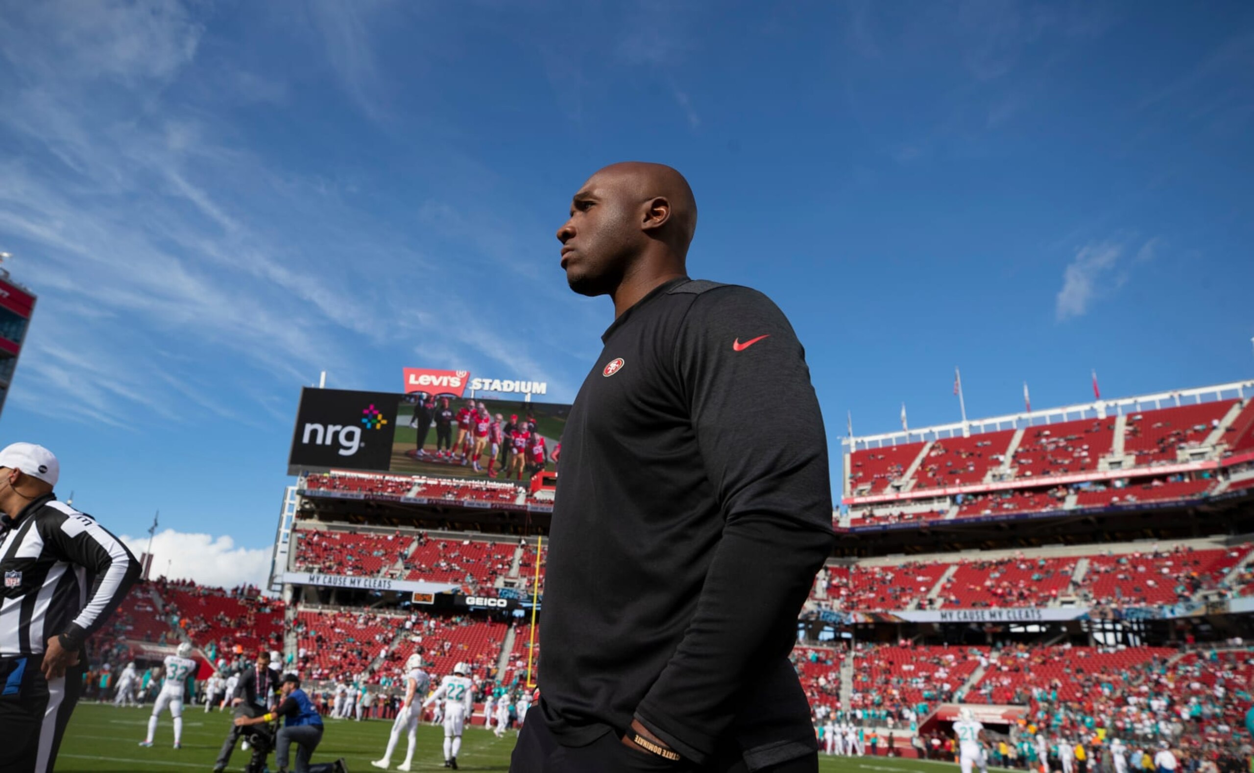 SANTA CLARA, CA - DECEMBER 4: Defensive Coordinator DeMeco Ryans of the San Francisco 49ers on the field before during the game against the Miami Dolphins at Levi's Stadium on December 4, 2022 in Santa Clara, California. The 49ers defeated the Dolphins 33-17. (Photo by Michael Zagaris/San Francisco 49ers/Getty Images)