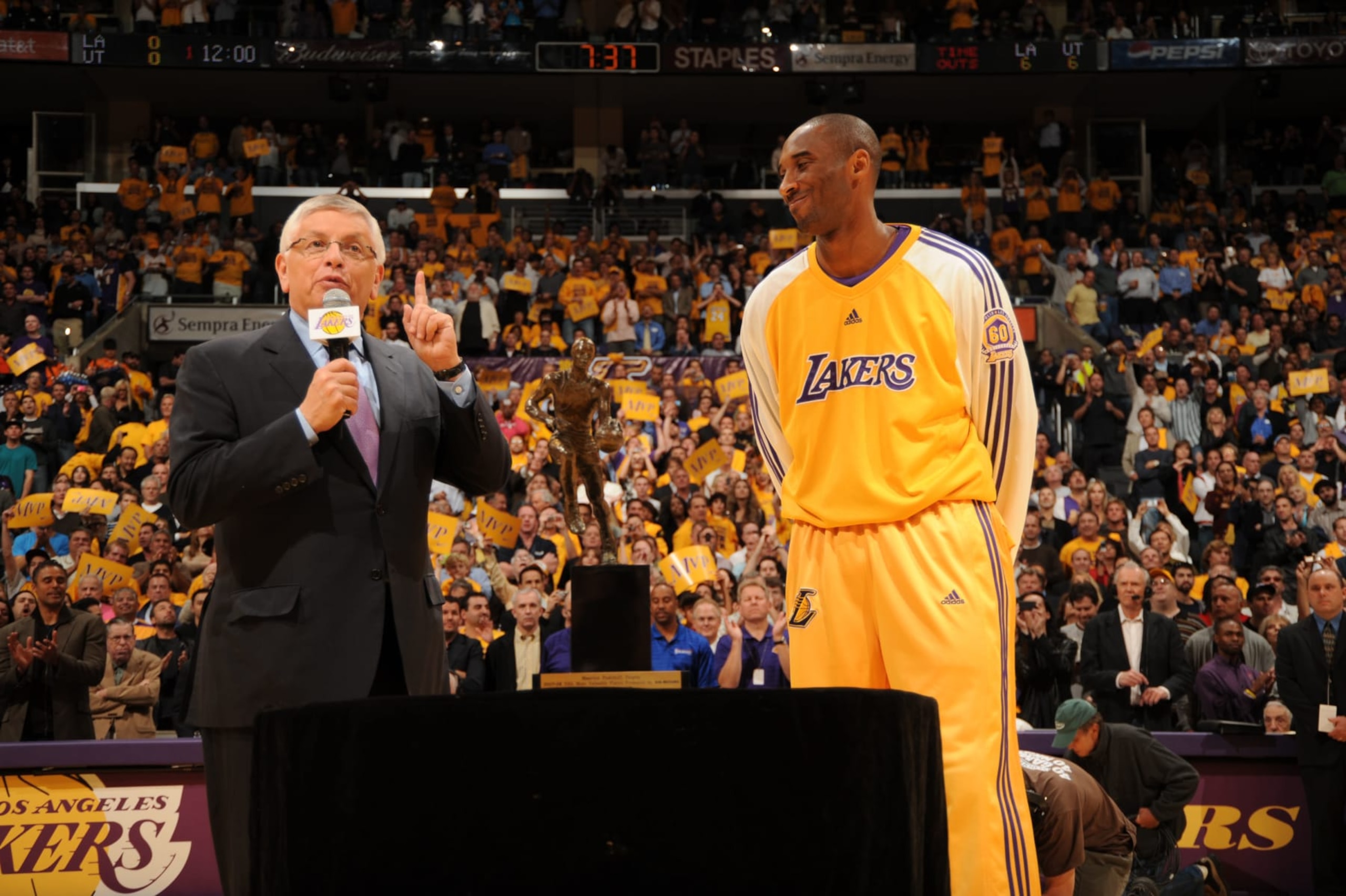 LOS ANGELES - MAY 7: Commissioner David Stern stands with Kobe Bryant #24 of the Los Angeles Lakers before presenting him the 2007-08 NBA Most Valuable Player award prior to Game Two of the Western Conference Semifinals between the Utah Jazz and the Los Angeles Lakers during the 2008 NBA Playoffs at Staples Center on May 7, 2008 in Los Angeles, California. NOTE TO USER: User expressly acknowledges and agrees that, by downloading and/or using this Photograph, user is consenting to the terms and conditions of the Getty Images License Agreement. Mandatory Copyright Notice: Copyright 2008 NBAE (Photo by Andrew D. Bernstein/NBAE via Getty Images)*** Local Caption *** David Stern;Kobe Bryant LOS ANGELES - MAY 7: Commissioner David Stern stands with Kobe Bryant #24 of the Los Angeles Lakers before presenting him the 2007-08 NBA Most Valuable Player award prior to Game Two of the Western Conference Semifinals between the Utah Jazz and the Los Angeles Lakers during the 2008 NBA Playoffs at Staples Center on May 7, 2008 in Los Angeles, California. NOTE TO USER: User expressly acknowledges and agrees that, by downloading and/or using this Photograph, user is consenting to the terms and conditions of the Getty Images License Agreement. Mandatory Copyright Notice: Copyright 2008 NBAE (Photo by Andrew D. Bernstein/NBAE via Getty Images)*** Local Caption *** David Stern;Kobe Bryant