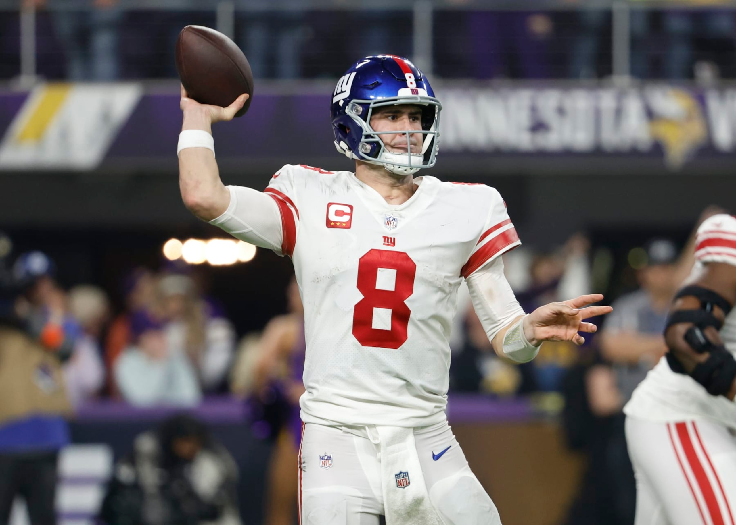 MINNEAPOLIS, MINNESOTA - JANUARY 15: Daniel Jones #8 of the New York Giants looks to pass during the first half against the Minnesota Vikings in the NFC Wild Card playoff game at U.S. Bank Stadium on January 15, 2023 in Minneapolis, Minnesota. (Photo by David Berding/Getty Images) MINNEAPOLIS, MINNESOTA - JANUARY 15: Daniel Jones #8 of the New York Giants looks to pass during the first half against the Minnesota Vikings in the NFC Wild Card playoff game at U.S. Bank Stadium on January 15, 2023 in Minneapolis, Minnesota. (Photo by David Berding/Getty Images)