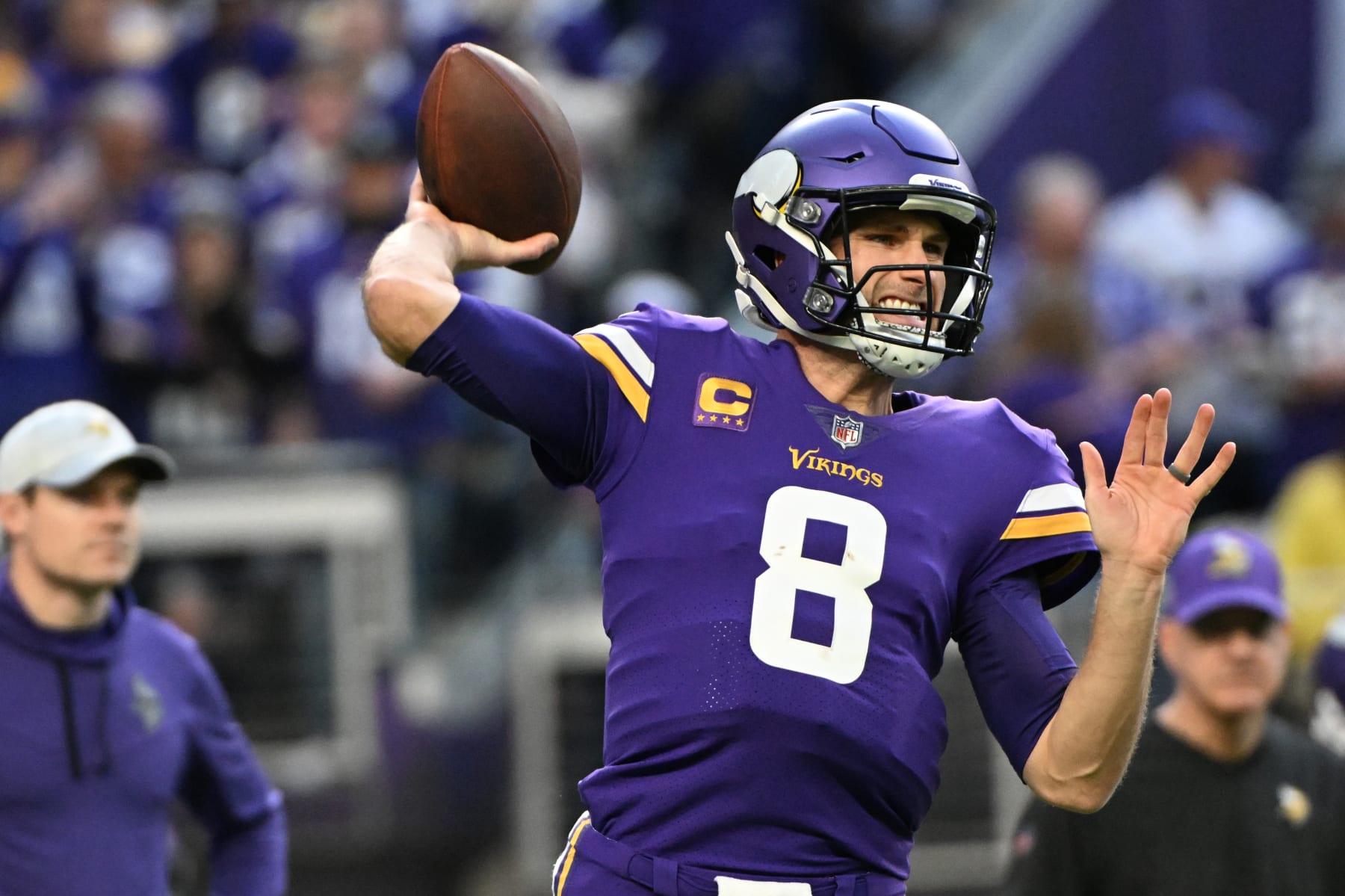 MINNEAPOLIS, MINNESOTA - JANUARY 15: Kirk Cousins #8 of the Minnesota Vikings warms up prior to the NFC Wild Card playoff game against the New York Giants at U.S. Bank Stadium on January 15, 2023 in Minneapolis, Minnesota. (Photo by Stephen Maturen/Getty Images)