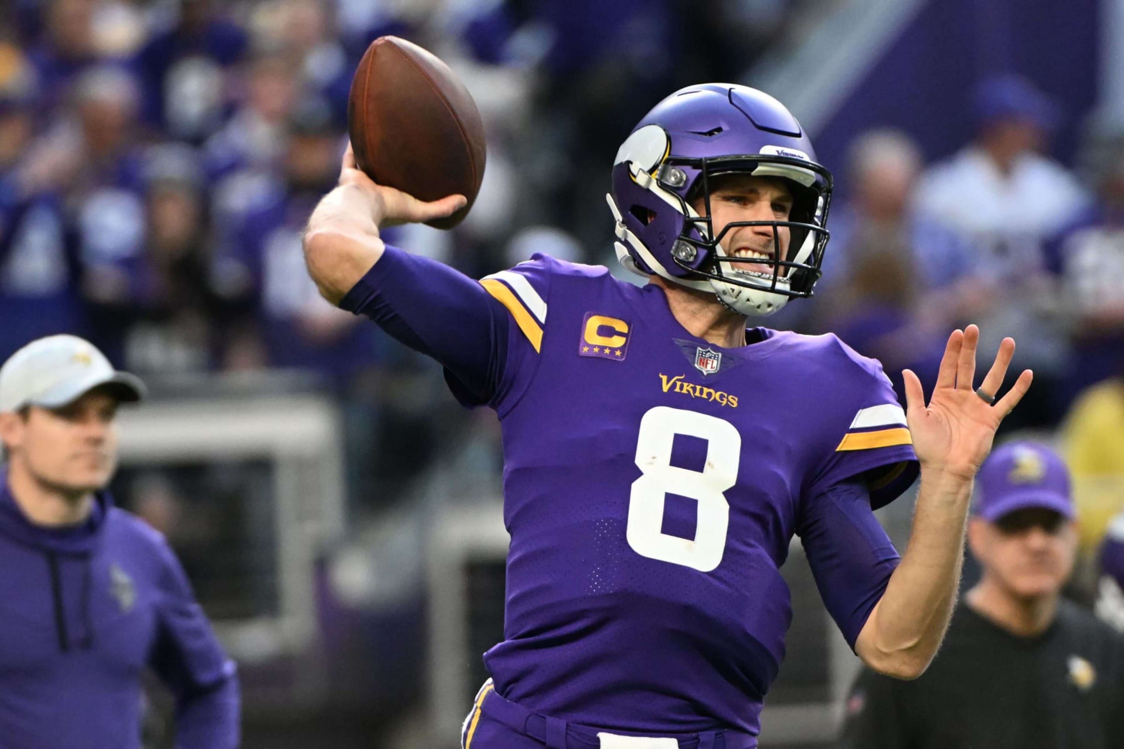 MINNEAPOLIS, MINNESOTA - JANUARY 15: Kirk Cousins #8 of the Minnesota Vikings warms up prior to the NFC Wild Card playoff game against the New York Giants at U.S. Bank Stadium on January 15, 2023 in Minneapolis, Minnesota. (Photo by Stephen Maturen/Getty Images) MINNEAPOLIS, MINNESOTA - JANUARY 15: Kirk Cousins #8 of the Minnesota Vikings warms up prior to the NFC Wild Card playoff game against the New York Giants at U.S. Bank Stadium on January 15, 2023 in Minneapolis, Minnesota. (Photo by Stephen Maturen/Getty Images)