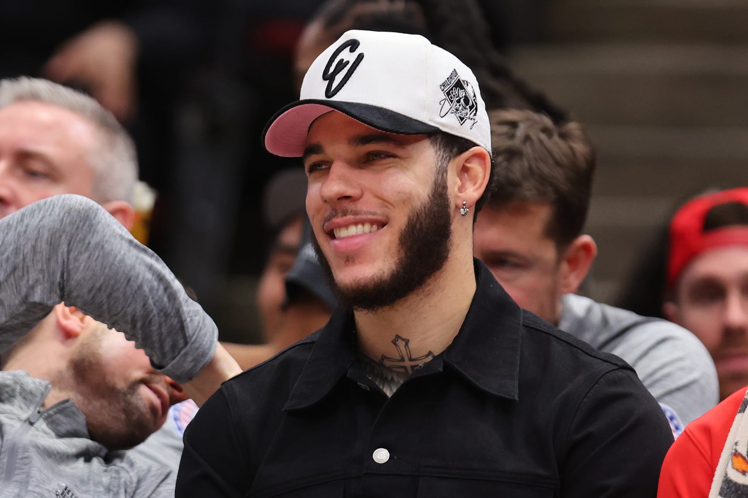 CHICAGO, ILLINOIS - NOVEMBER 09: Lonzo Ball #2 of the Chicago Bulls looks on from the bench against the New Orleans Pelicans during the first half at United Center on November 09, 2022 in Chicago, Illinois. NOTE TO USER: User expressly acknowledges and agrees that, by downloading and or using this photograph, User is consenting to the terms and conditions of the Getty Images License Agreement.  (Photo by Michael Reaves/Getty Images)