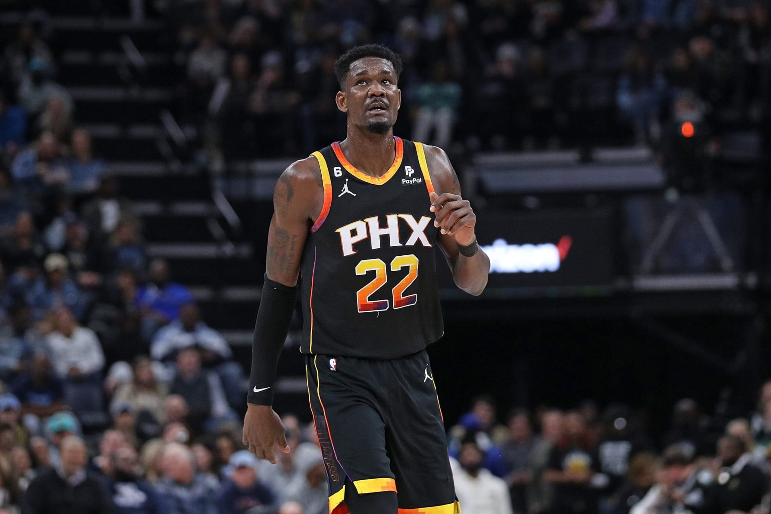 MEMPHIS, TENNESSEE - JANUARY 16: Deandre Ayton #22 of the Phoenix Suns during the game against the Memphis Grizzlies at FedExForum on January 16, 2023 in Memphis, Tennessee. NOTE TO USER: User expressly acknowledges and agrees that, by downloading and or using this photograph, User is consenting to the terms and conditions of the Getty Images License Agreement. (Photo by Justin Ford/Getty Images)