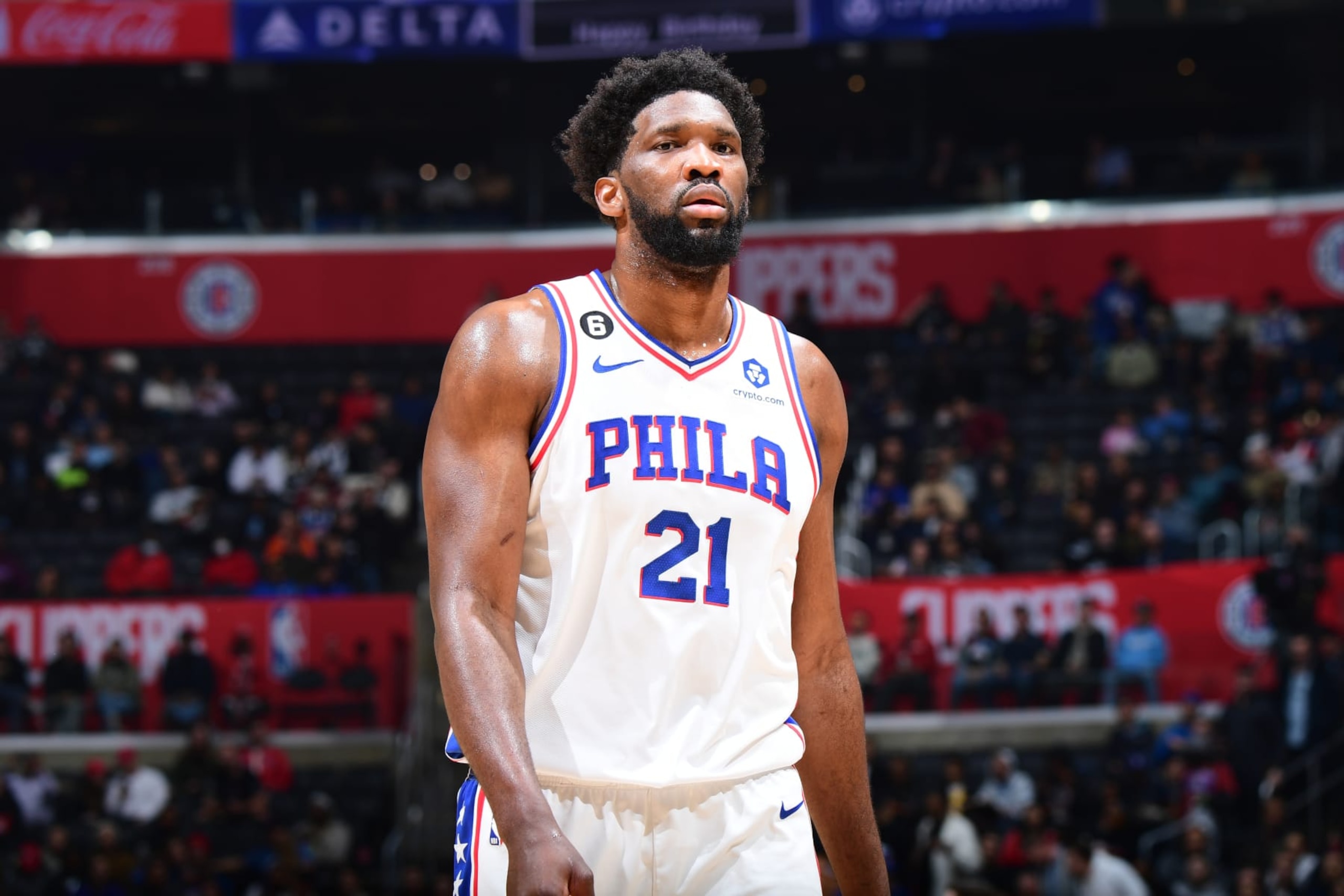 LOS ANGELES, CA - JANUARY 17: Joel Embiid #21 of the Philadelphia 76ers looks on during the game against the LA Clippers on January 17, 2023 at Crypto.Com Arena in Los Angeles, California. NOTE TO USER: User expressly acknowledges and agrees that, by downloading and/or using this Photograph, user is consenting to the terms and conditions of the Getty Images License Agreement. Mandatory Copyright Notice: Copyright 2023 NBAE (Photo by Adam Pantozzi/NBAE via Getty Images)