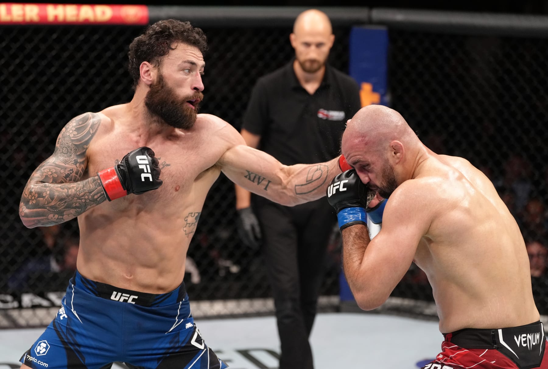Paul Craig will open the main card. 