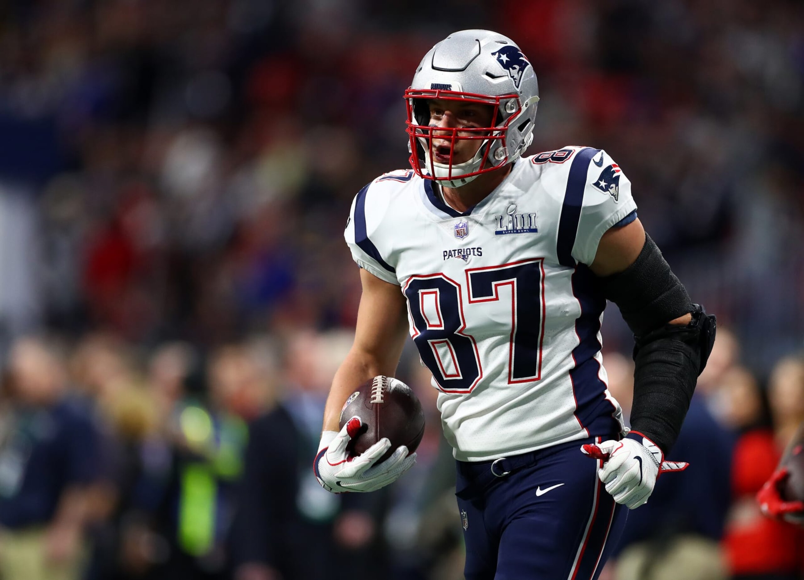 ATLANTA, GEORGIA - FEBRUARY 03: Rob Gronkowski #87 of the New England Patriots warms up prior to Super Bowl LIII against the Los Angeles Rams at Mercedes-Benz Stadium on February 03, 2019 in Atlanta, Georgia. (Photo by Maddie Meyer/Getty Images) ATLANTA, GEORGIA - FEBRUARY 03: Rob Gronkowski #87 of the New England Patriots warms up prior to Super Bowl LIII against the Los Angeles Rams at Mercedes-Benz Stadium on February 03, 2019 in Atlanta, Georgia. (Photo by Maddie Meyer/Getty Images)