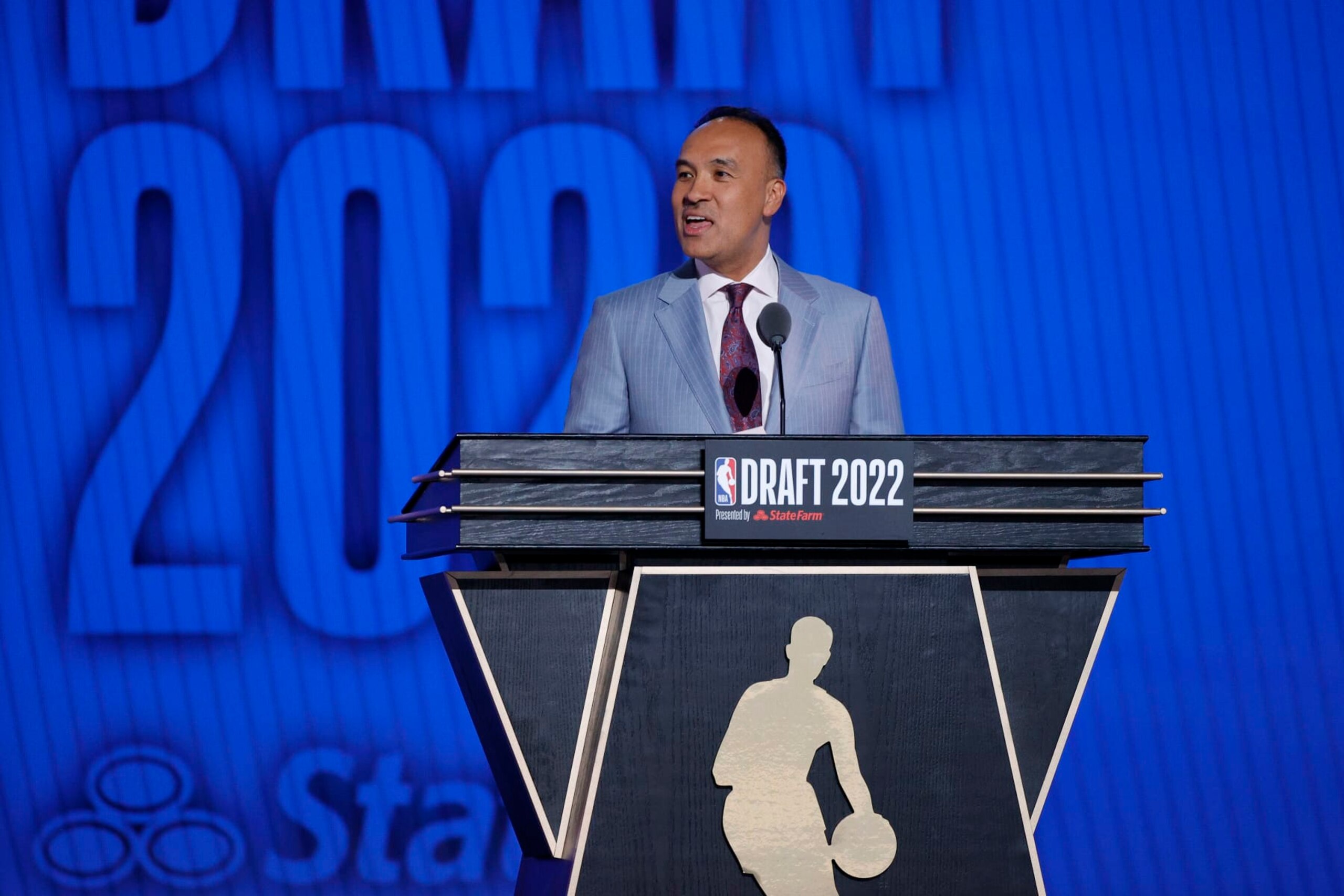 NEW YORK, NEW YORK - JUNE 23: Deputy commissioner Mark Tatum speaks during the 2022 NBA Draft at Barclays Center on June 23, 2022 in New York City. NOTE TO USER: User expressly acknowledges and agrees that, by downloading and or using this photograph, User is consenting to the terms and conditions of the Getty Images License Agreement. (Photo by Sarah Stier/Getty Images) NEW YORK, NEW YORK - JUNE 23: Deputy commissioner Mark Tatum speaks during the 2022 NBA Draft at Barclays Center on June 23, 2022 in New York City. NOTE TO USER: User expressly acknowledges and agrees that, by downloading and or using this photograph, User is consenting to the terms and conditions of the Getty Images License Agreement. (Photo by Sarah Stier/Getty Images)