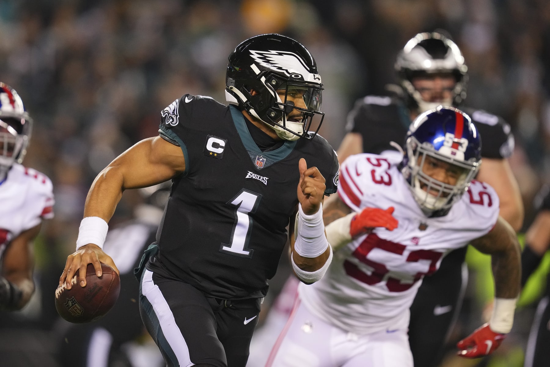 PHILADELPHIA, PA - JANUARY 08: Jalen Hurts #1 of the Philadelphia Eagles scrambles against the New York Giants at Lincoln Financial Field on January 8, 2023 in Philadelphia, Pennsylvania. (Photo by Mitchell Leff/Getty Images)