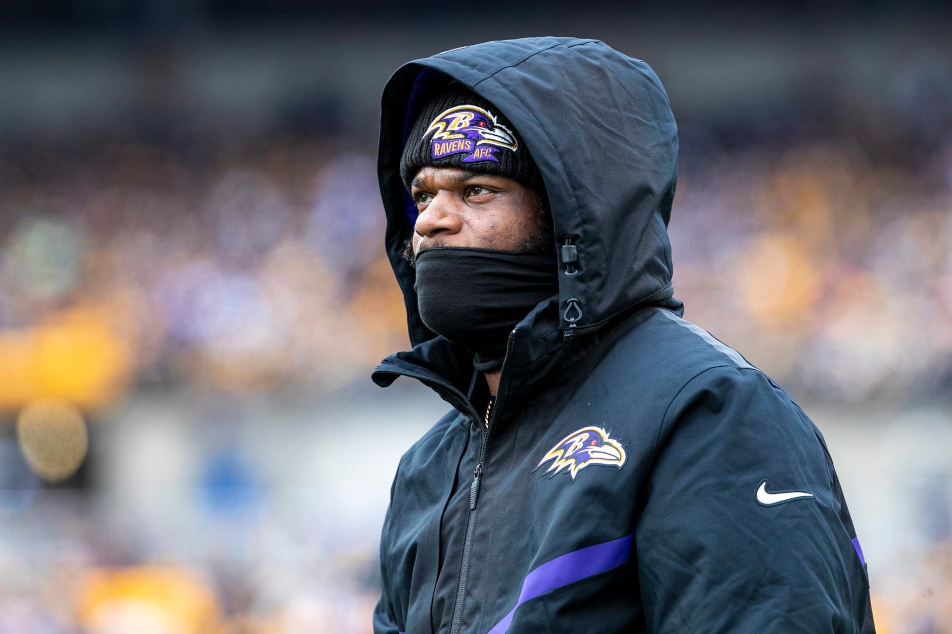 PITTSBURGH, PA - DECEMBER 11: Baltimore Ravens quarterback Lamar Jackson (8) looks on during the national football league game between the Baltimore Ravens and the Pittsburgh Steelers on December 11, 2022 at Acrisure Stadium in Pittsburgh, PA. (Photo by Mark Alberti/Icon Sportswire via Getty Images) PITTSBURGH, PA - DECEMBER 11: Baltimore Ravens quarterback Lamar Jackson (8) looks on during the national football league game between the Baltimore Ravens and the Pittsburgh Steelers on December 11, 2022 at Acrisure Stadium in Pittsburgh, PA. (Photo by Mark Alberti/Icon Sportswire via Getty Images)