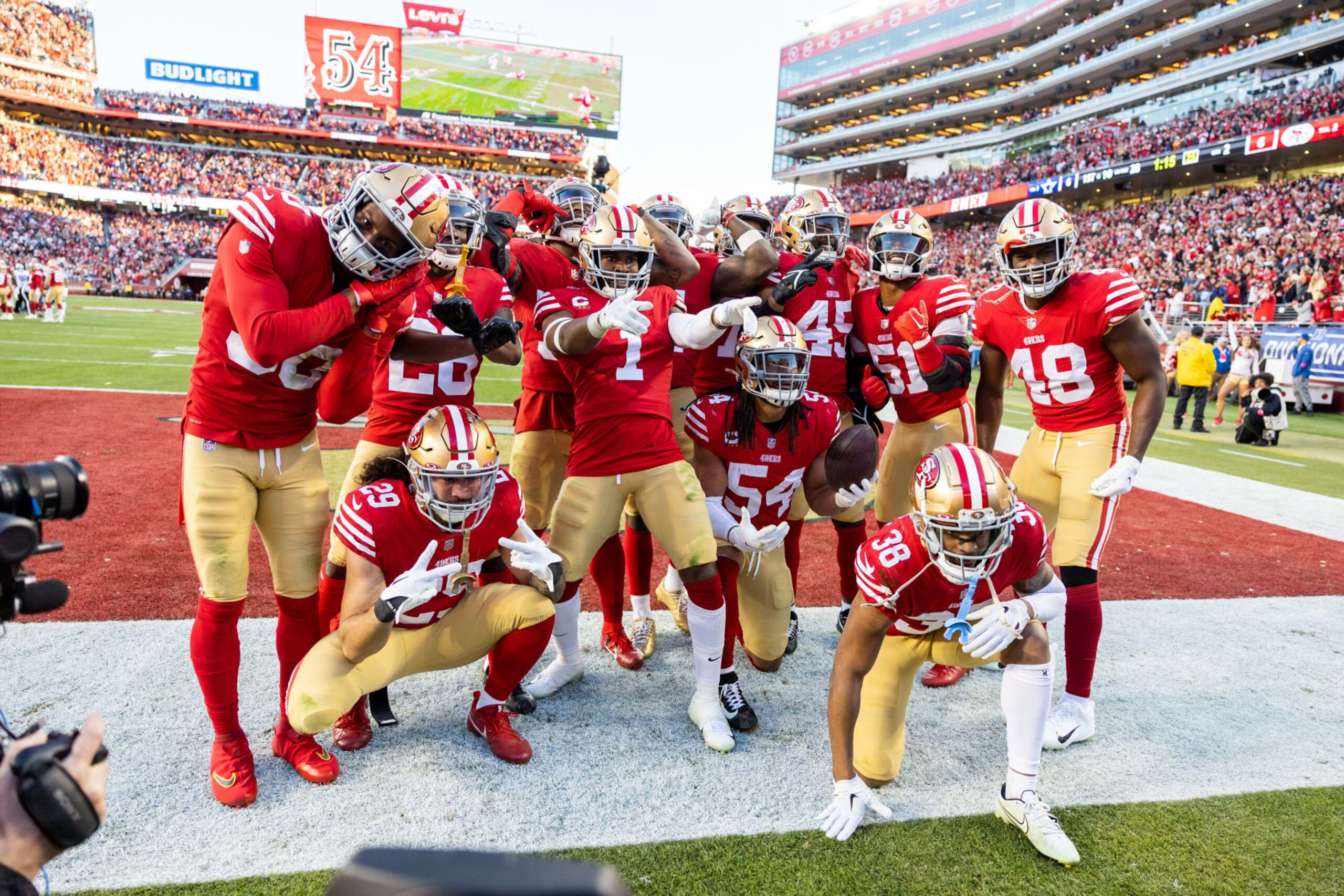 SANTA CLARA, CA - JANUARY 22: The San Francisco defense celebrates an interception during the NFL NFC Divisional Playoff game between the Dallas Cowboys and San Francisco 49ers at Levis Stadium in Santa Clara, CA. (Photo by Bob Kupbens/Icon Sportswire via Getty Images)