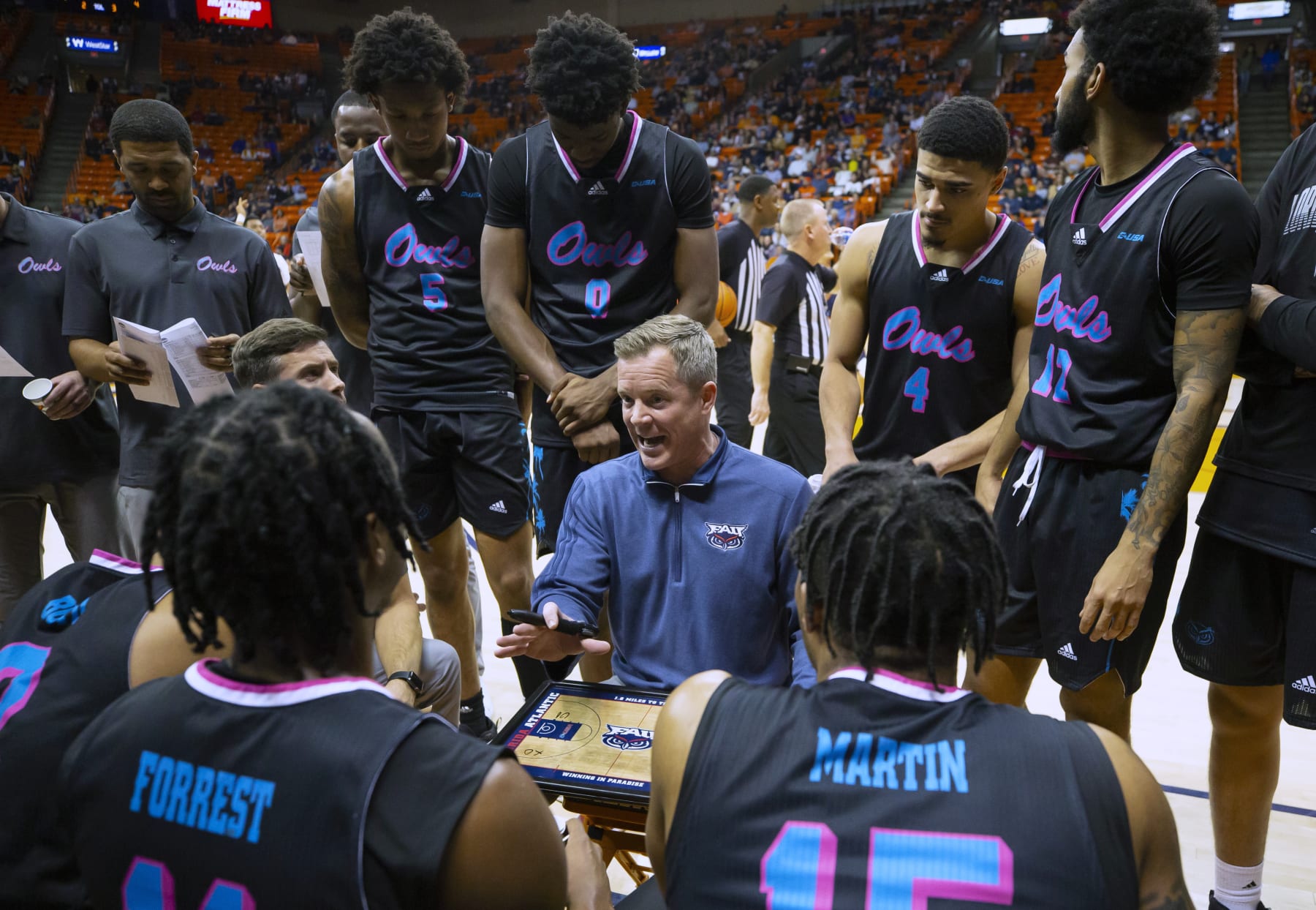 Head coach Dusty May and the Florida Atlantic Owls climb yet another seed line in this week's projection for the 2023 men's NCAA tournament.