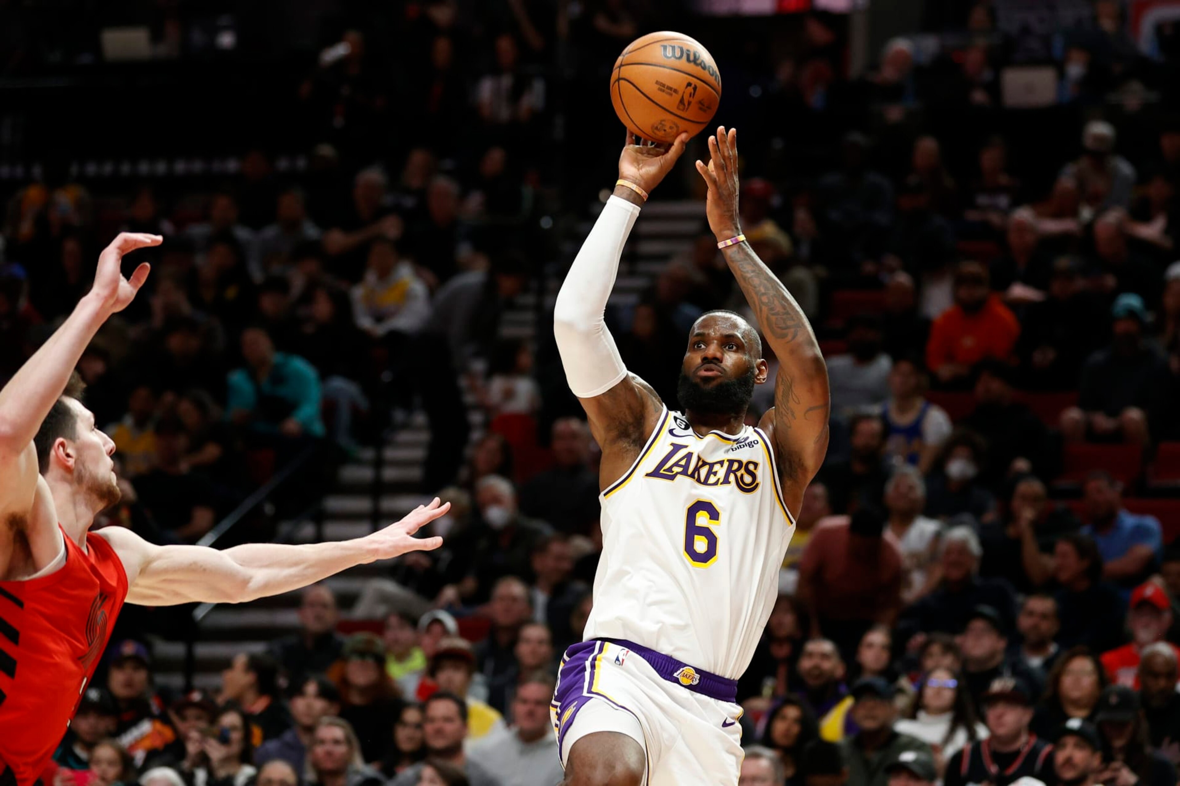 PORTLAND, OREGON - JANUARY 22: LeBron James #6 of the Los Angeles Lakers shoots against the Portland Trail Blazers during the first half at Moda Center on January 22, 2023 in Portland, Oregon. NOTE TO USER: User expressly acknowledges and agrees that, by downloading and/or using this photograph, User is consenting to the terms and conditions of the Getty Images License Agreement. (Photo by Steph Chambers/Getty Images) PORTLAND, OREGON - JANUARY 22: LeBron James #6 of the Los Angeles Lakers shoots against the Portland Trail Blazers during the first half at Moda Center on January 22, 2023 in Portland, Oregon. NOTE TO USER: User expressly acknowledges and agrees that, by downloading and/or using this photograph, User is consenting to the terms and conditions of the Getty Images License Agreement. (Photo by Steph Chambers/Getty Images)