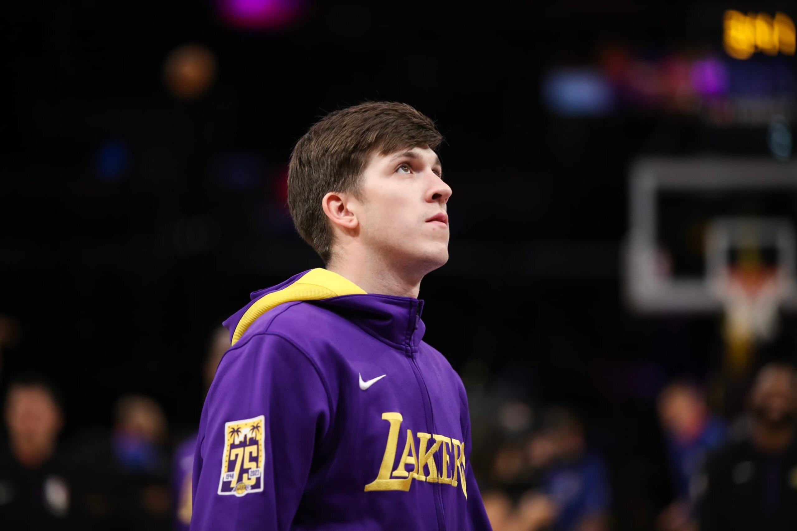 LOS ANGELES, CALIFORNIA - DECEMBER 18: Austin Reaves #15 of the Los Angeles Lakers warms up before the game against the Washington Wizards at Crypto.com Arena on December 18, 2022 in Los Angeles, California. NOTE TO USER: User expressly acknowledges and agrees that, by downloading and or using this photograph, User is consenting to the terms and conditions of the Getty Images License Agreement. (Photo by Meg Oliphant/Getty Images)