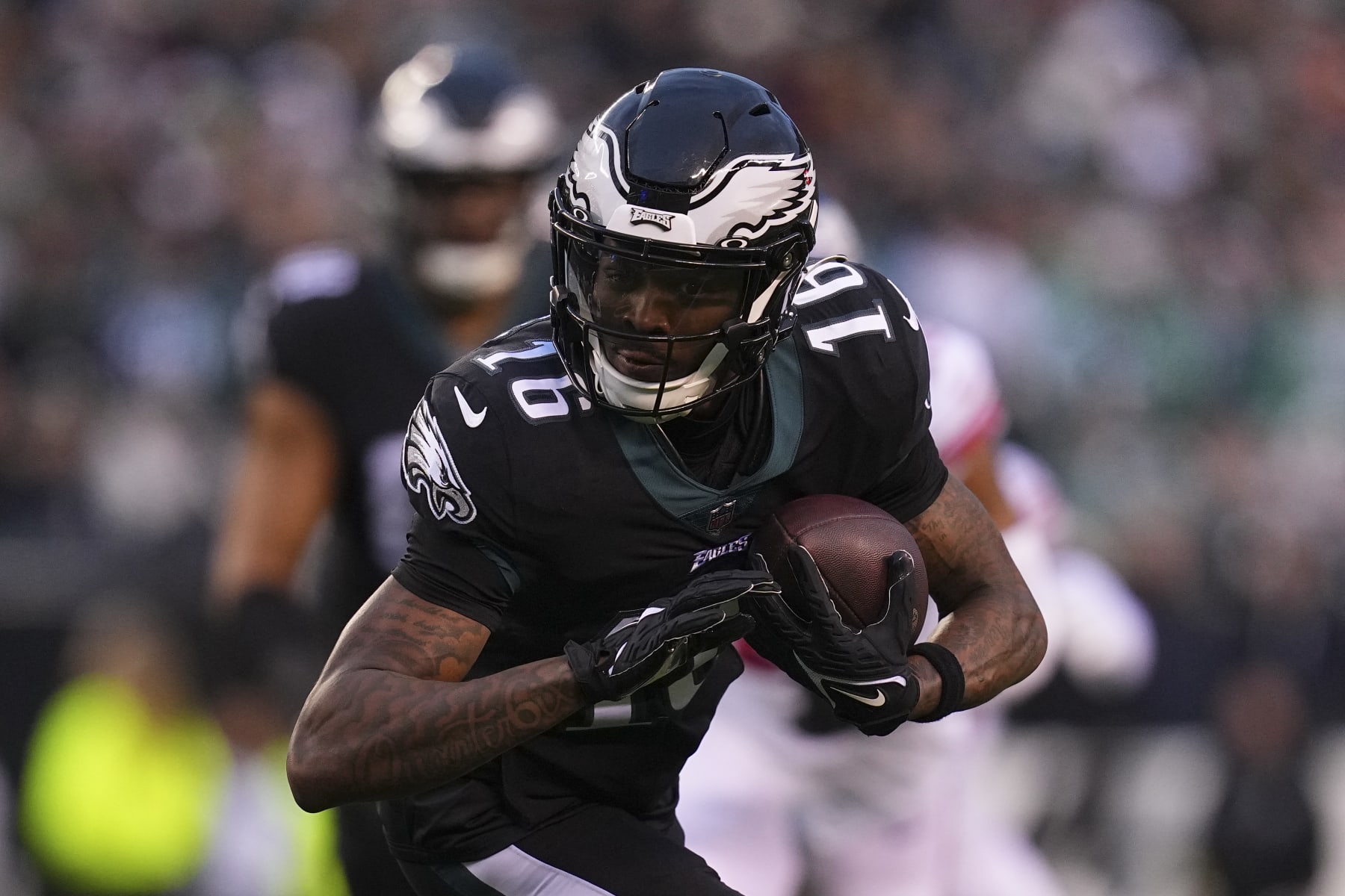 PHILADELPHIA, PA - JANUARY 08: Quez Watkins #16 of the Philadelphia Eagles runs with the ball against the New York Giants at Lincoln Financial Field on January 8, 2023 in Philadelphia, Pennsylvania. (Photo by Mitchell Leff/Getty Images)