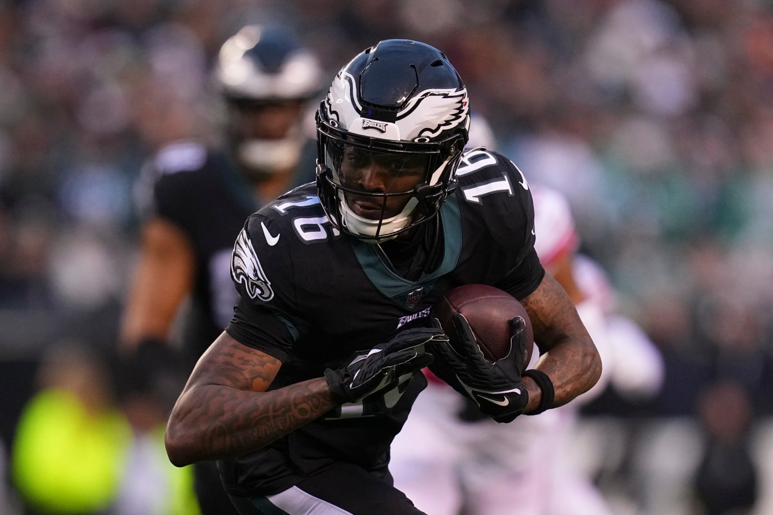PHILADELPHIA, PA - JANUARY 08: Quez Watkins #16 of the Philadelphia Eagles runs with the ball against the New York Giants at Lincoln Financial Field on January 8, 2023 in Philadelphia, Pennsylvania. (Photo by Mitchell Leff/Getty Images)
