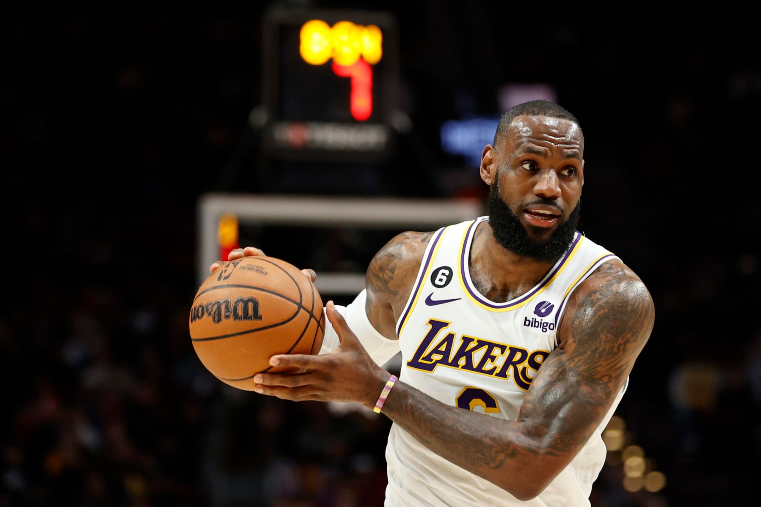 PORTLAND, OREGON - JANUARY 22: LeBron James #6 of the Los Angeles Lakers looks to pass against the Portland Trail Blazers during the first half at Moda Center on January 22, 2023 in Portland, Oregon. NOTE TO USER: User expressly acknowledges and agrees that, by downloading and/or using this photograph, User is consenting to the terms and conditions of the Getty Images License Agreement. (Photo by Steph Chambers/Getty Images)