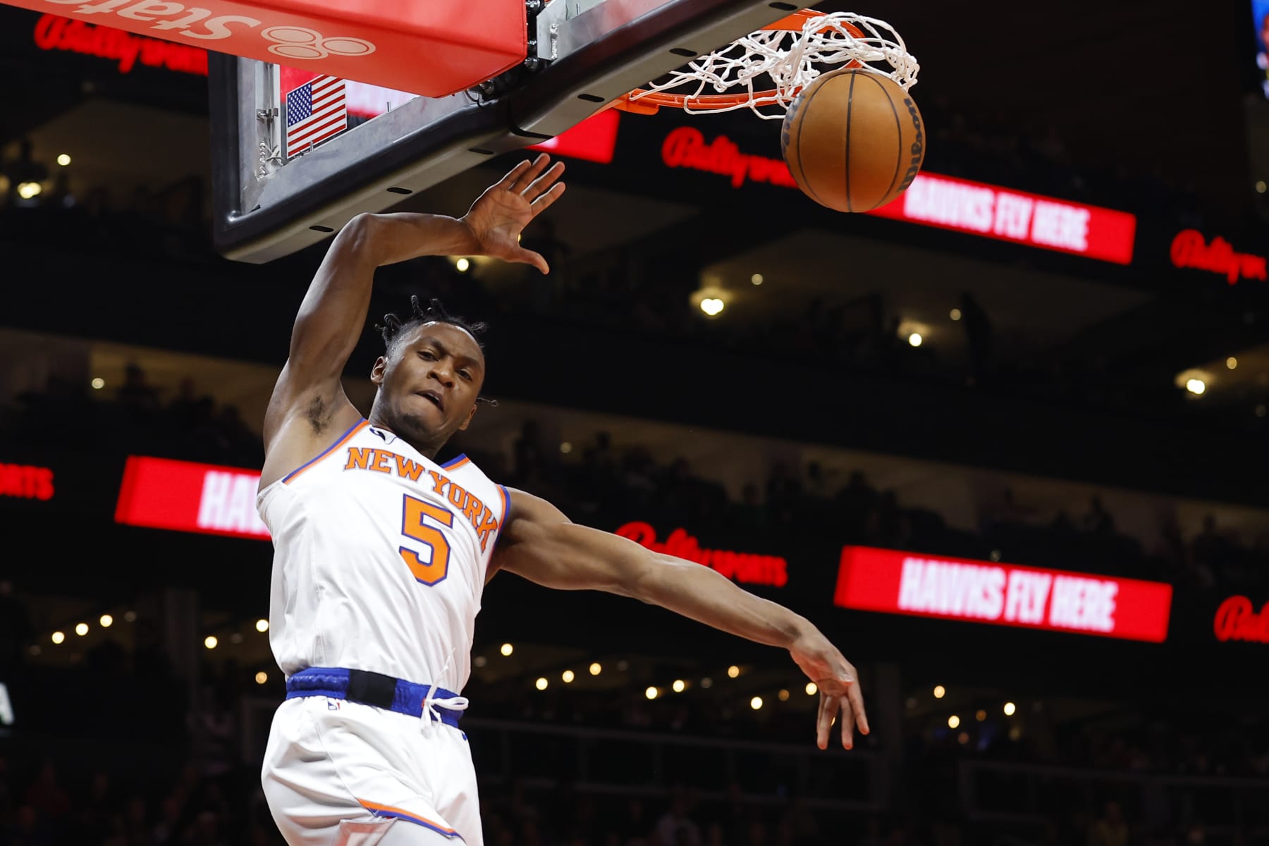 ATLANTA, GA - JANUARY 20: Immanuel Quickley #5 of the New York Knicks dunks during the first half against the Atlanta Hawks at State Farm Arena on January 20, 2023 in Atlanta, Georgia. NOTE TO USER: User expressly acknowledges and agrees that, by downloading and or using this photograph, User is consenting to the terms and conditions of the Getty Images License Agreement. (Photo by Todd Kirkland/Getty Images)