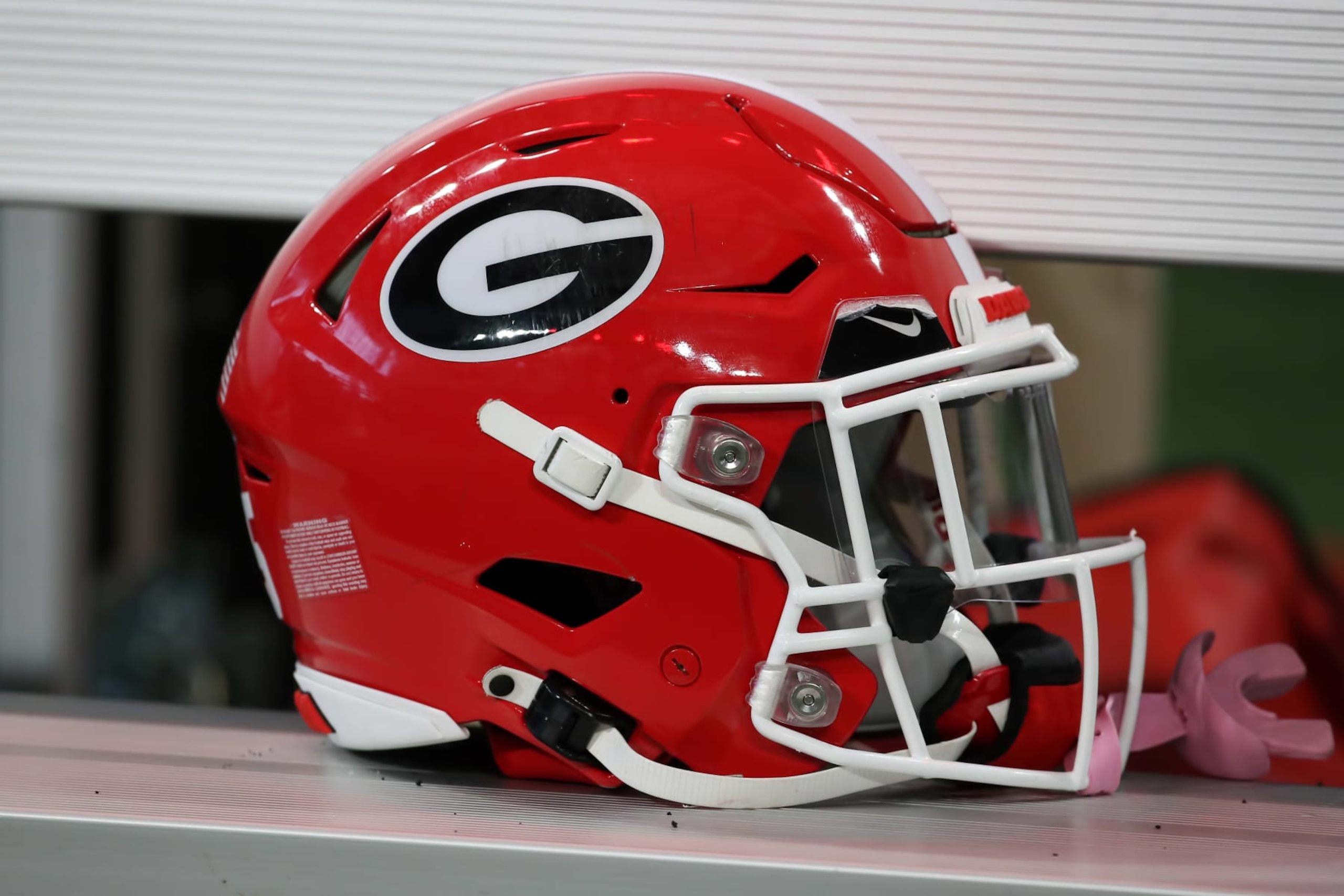 ATLANTA, GA - SEPTEMBER 03: A general view of a Georgia Bulldogs helmet during the game between the Oregon Ducks and the Georgia Bulldogs on September 3, 2022 at Mercedes-Benz Stadium in Atlanta, Georgia. (Photo by Michael Wade/Icon Sportswire via Getty Images) ATLANTA, GA - SEPTEMBER 03: A general view of a Georgia Bulldogs helmet during the game between the Oregon Ducks and the Georgia Bulldogs on September 3, 2022 at Mercedes-Benz Stadium in Atlanta, Georgia. (Photo by Michael Wade/Icon Sportswire via Getty Images)