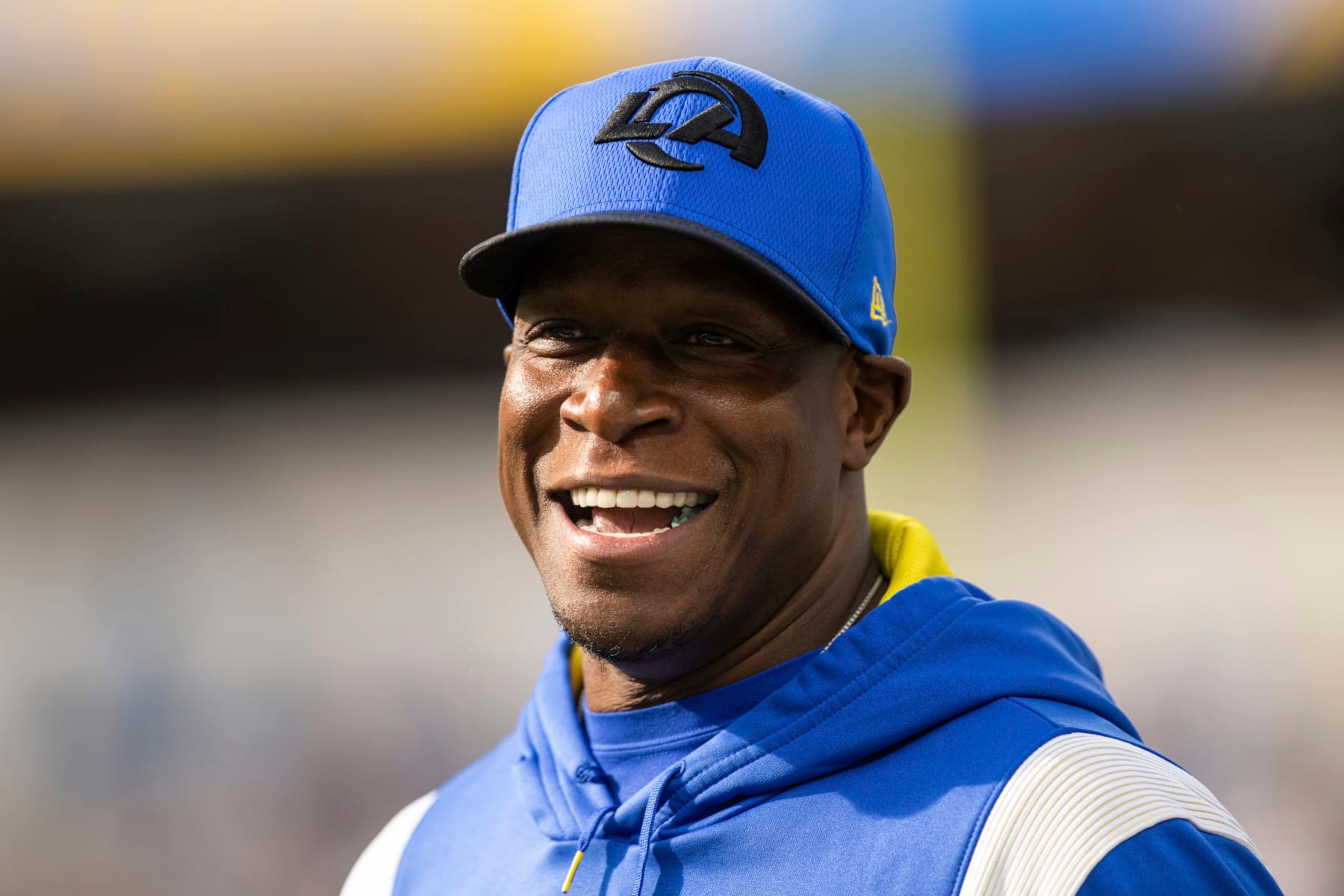 Los Angeles Rams defensive coordinator Raheem Morris smiles before an NFL football game against the Los Angeles Rams, Sunday, Jan. 1, 2023, in Inglewood, Calif. (AP Photo/Kyusung Gong)