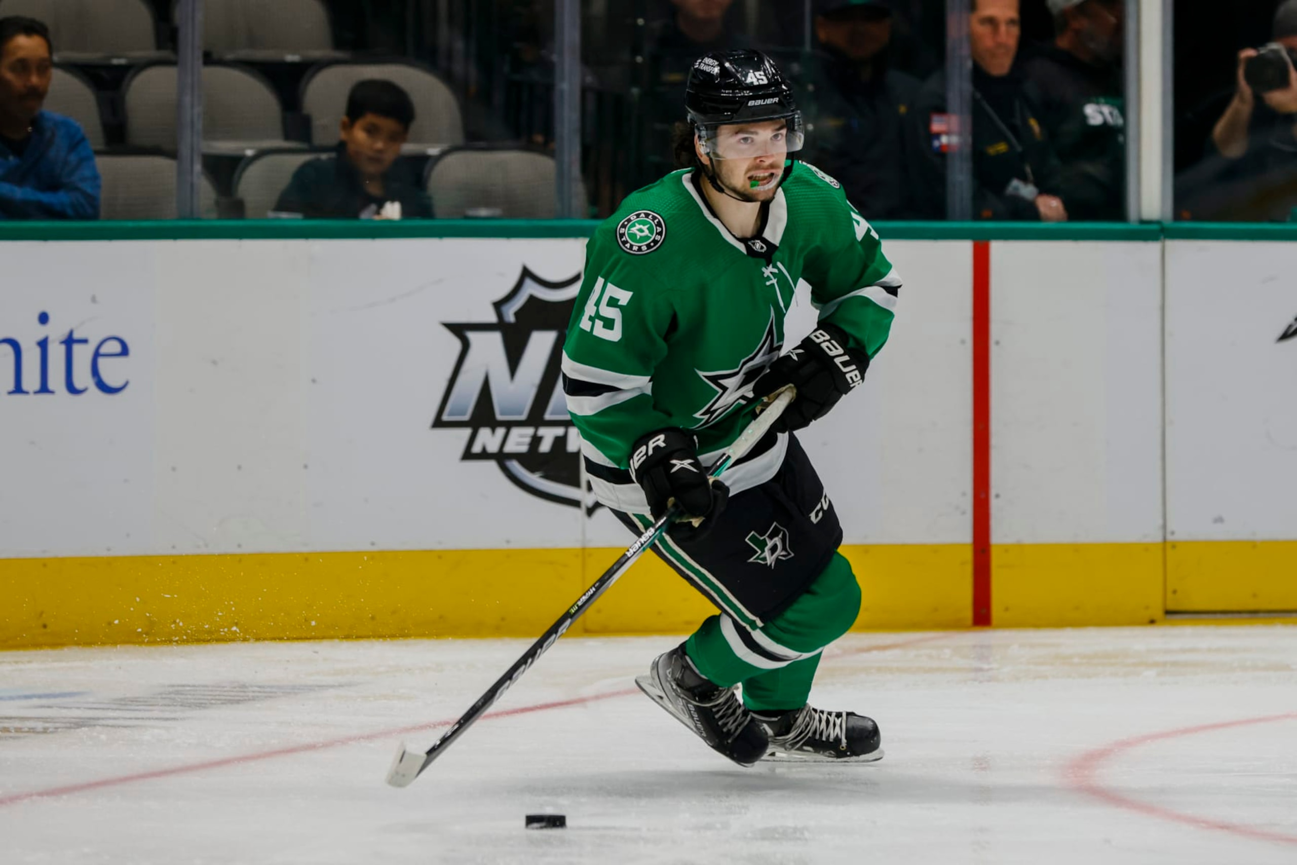 DALLAS, TX - OCTOBER 03: Dallas Stars center Mavrik Bourque (45) skates with the puck during the game between the Dallas Stars and the Colorado Avalanche on October 3, 2022 at American Airlines Center in Dallas, Texas. (Photo by Matthew Pearce/Icon Sportswire via Getty Images)
