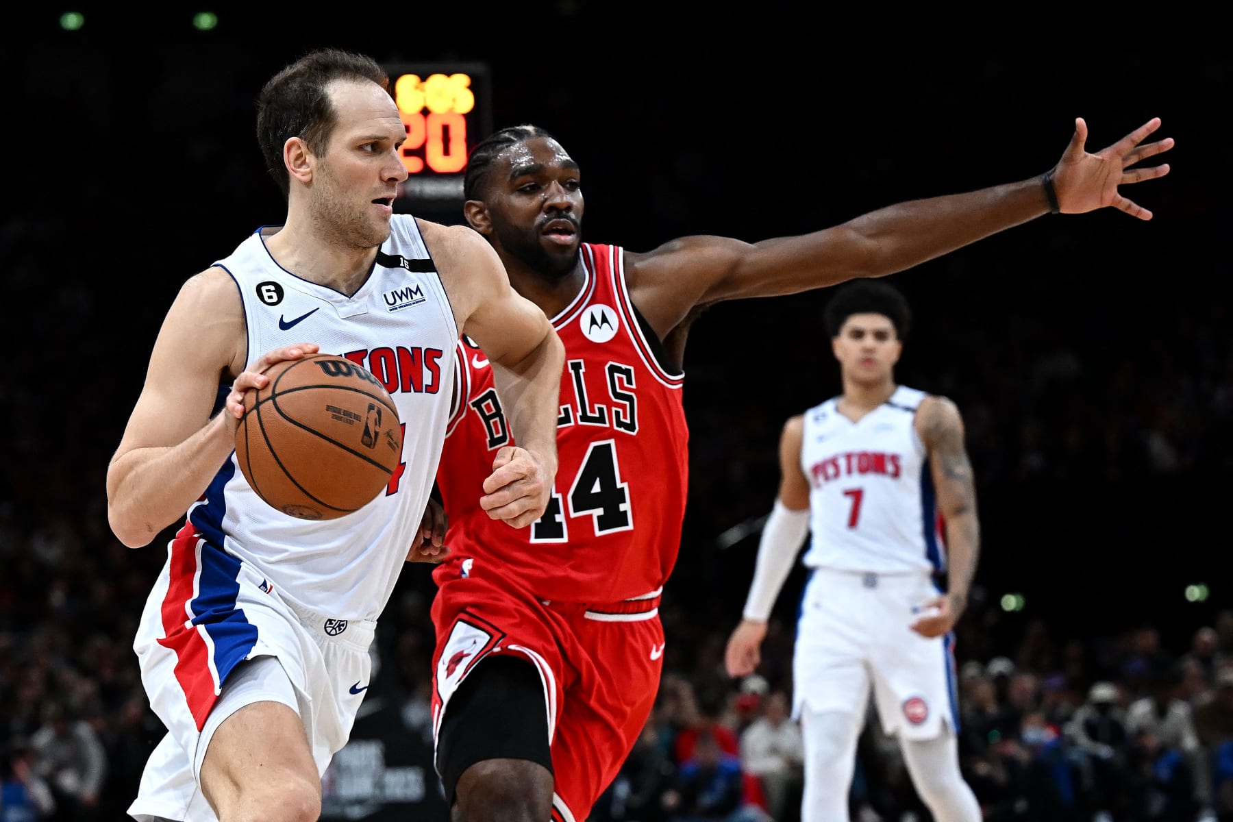 Detroit Pistons' Croatia's power forward Bojan Bogdanovic (L) fights for the ball with Chicago Bulls' US power forward Patrick Williams (C) during the 2023 NBA Paris Games basketball match between Detroit Pistons and Chicago Bulls at the Arena stadium in Paris on January 19, 2023. (Photo by Anne-Christine POUJOULAT / AFP) (Photo by ANNE-CHRISTINE POUJOULAT/AFP via Getty Images)