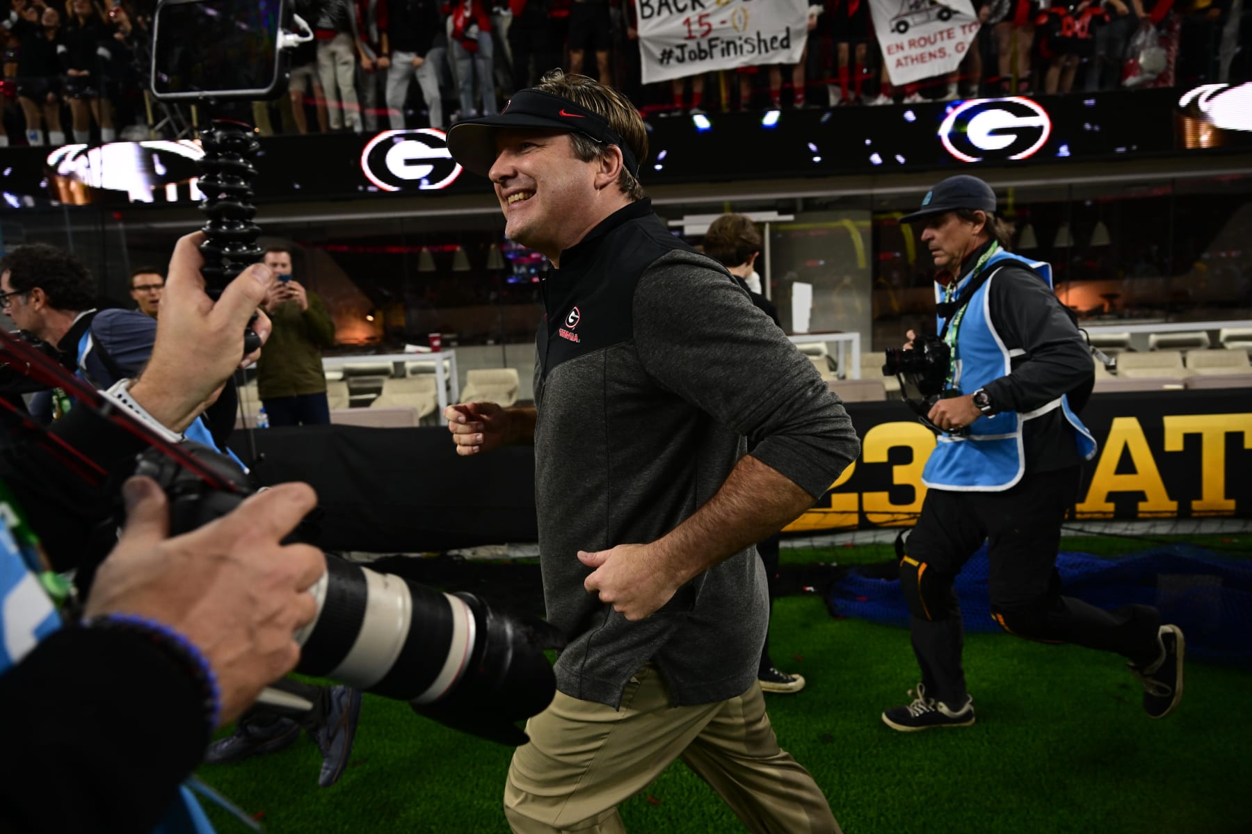 College Football: CFP National Championship: Georgia head coach Kirby Smart runs on the field vs TCU at SoFi Stadium. 
Inglewood, CA 1/9/2023 
CREDIT: John W. McDonough (Photo by John W. McDonough/Sports Illustrated via Getty Images) 
(Set Number: X164273 TK1)