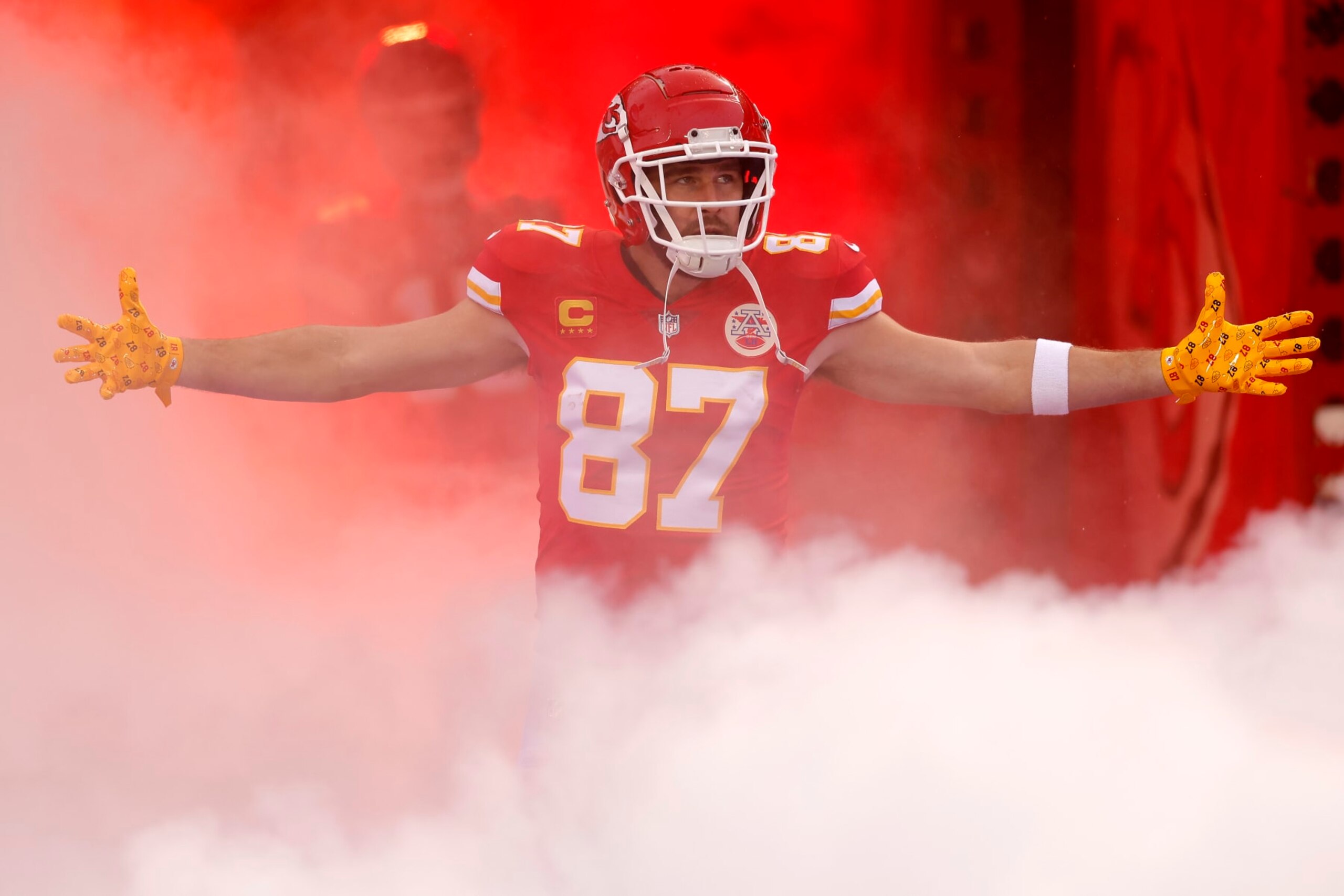 KANSAS CITY, MISSOURI - JANUARY 21: Travis Kelce #87 of the Kansas City Chiefs takes the field prior to the AFC Divisional Playoff game against the Jacksonville Jaguars at Arrowhead Stadium on January 21, 2023 in Kansas City, Missouri. (Photo by David Eulitt/Getty Images)