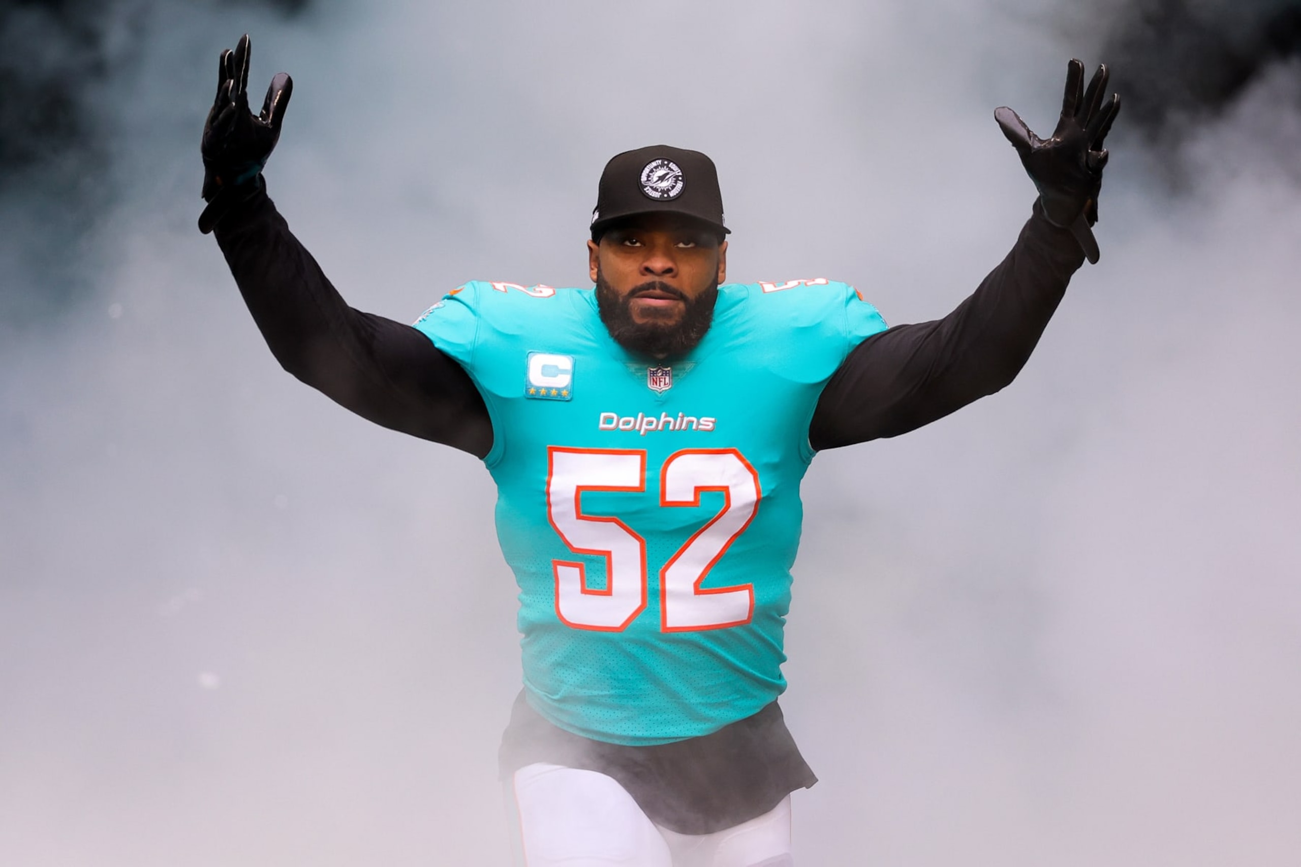 MIAMI GARDENS, FLORIDA - DECEMBER 25: Elandon Roberts #52 of the Miami Dolphins is introduced prior to a game against the Green Bay Packers at Hard Rock Stadium on December 25, 2022 in Miami Gardens, Florida. (Photo by Megan Briggs/Getty Images)