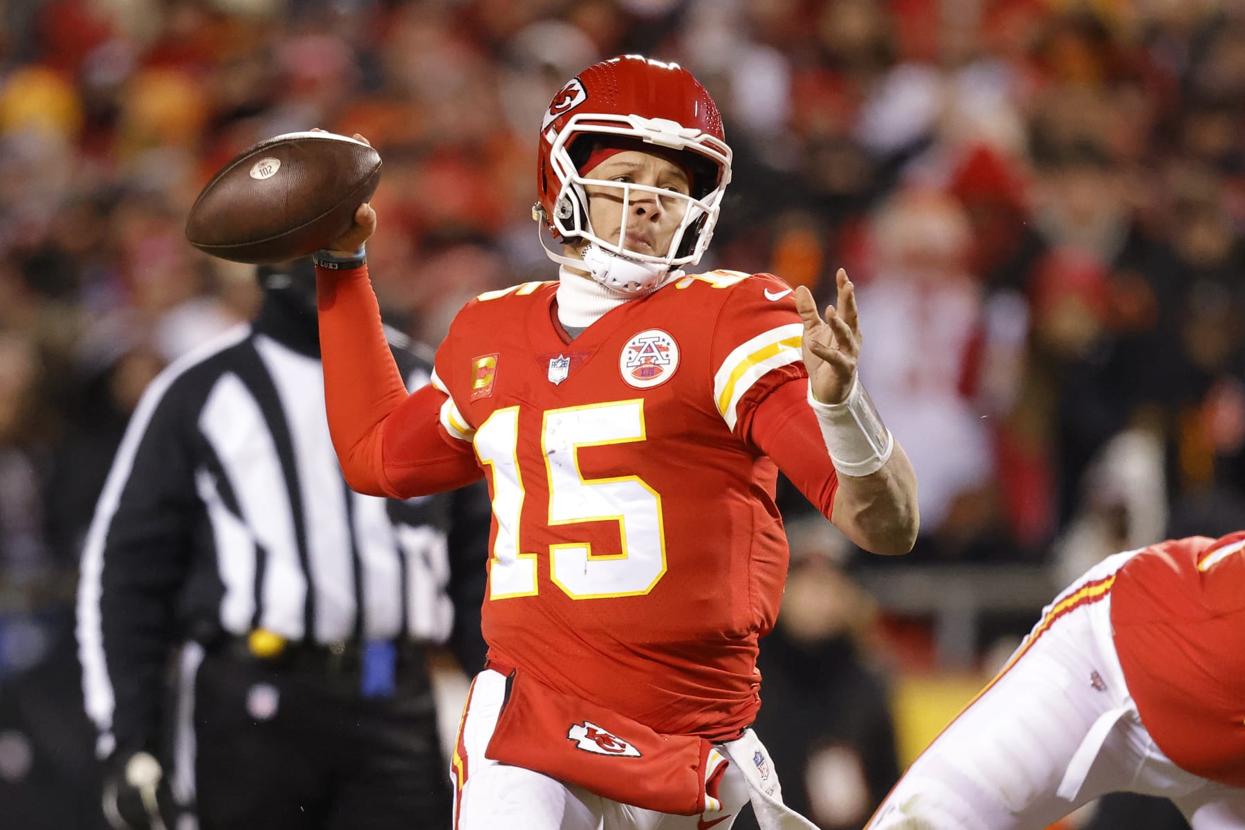 Patrick Mahomes didn't miss a beat playing with a high ankle sprain. 