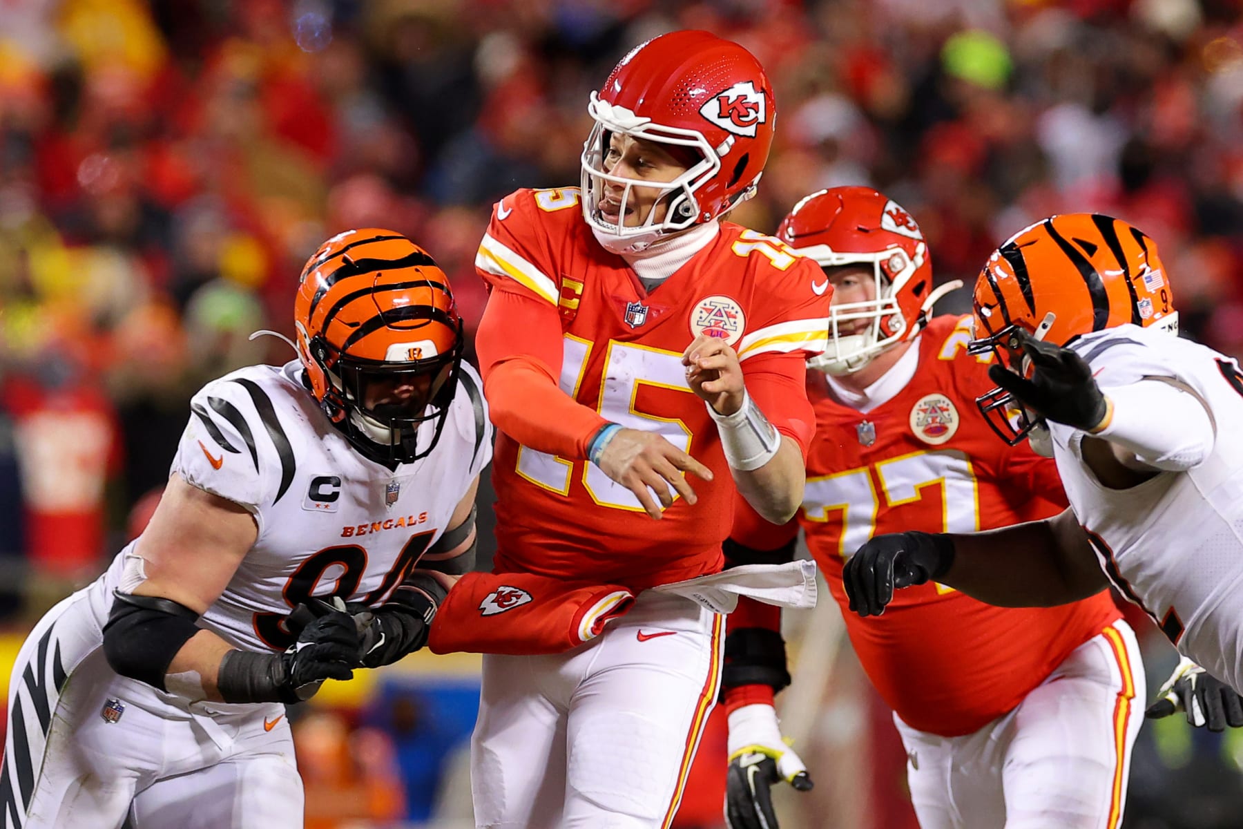 KANSAS CITY, MISSOURI - JANUARY 29: Patrick Mahomes #15 of the Kansas City Chiefs throws a pass against the Cincinnati Bengals during the third quarter in the AFC Championship Game at GEHA Field at Arrowhead Stadium on January 29, 2023 in Kansas City, Missouri. (Photo by Kevin C. Cox/Getty Images)