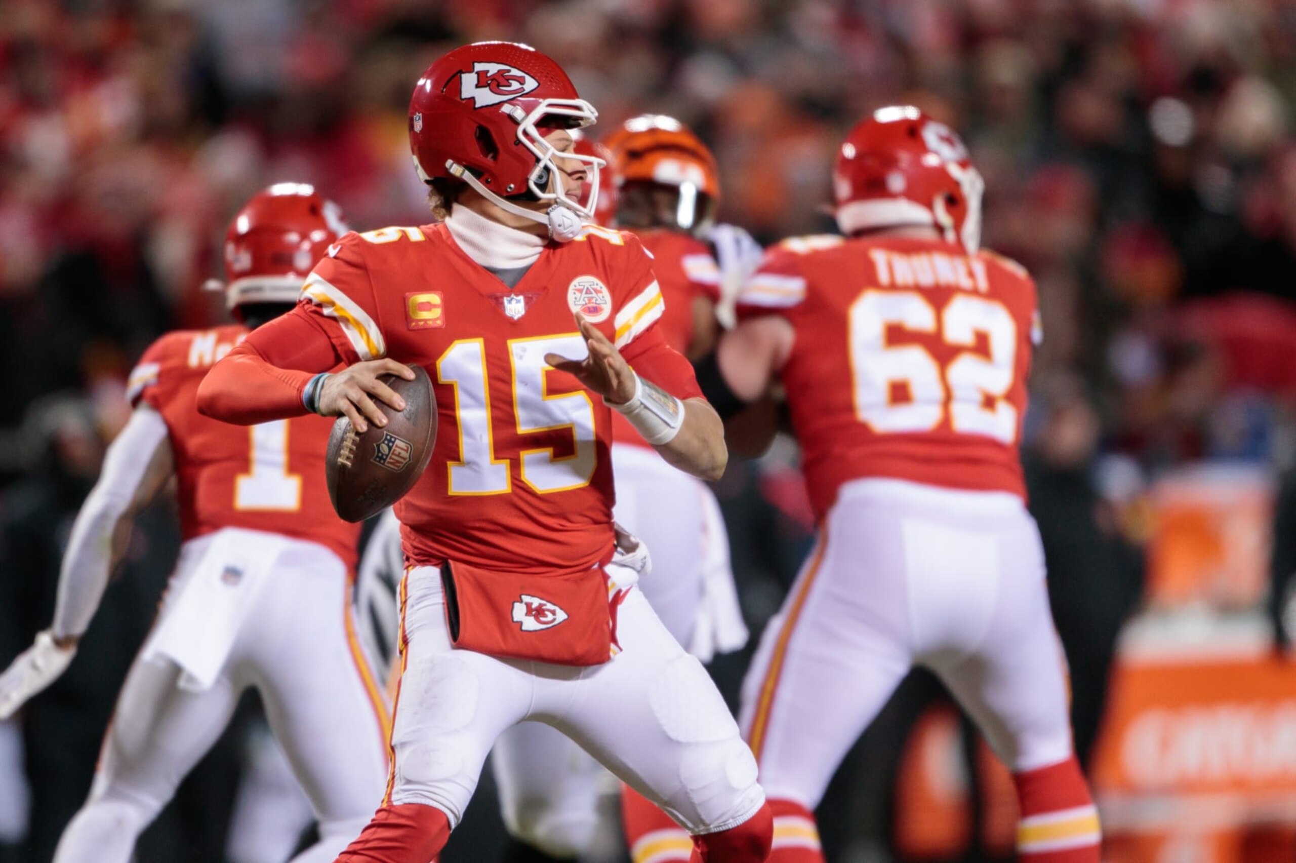 KANSAS CITY, MO - JANUARY 29: Kansas City Chiefs quarterback Patrick Mahomes (15) looks to pass during the second half against the Cincinnati Bengals on January 29th, 2023 at Arrowhead Stadium in Kansas City, Missouri. (Photo by William Purnell/Icon Sportswire via Getty Images)