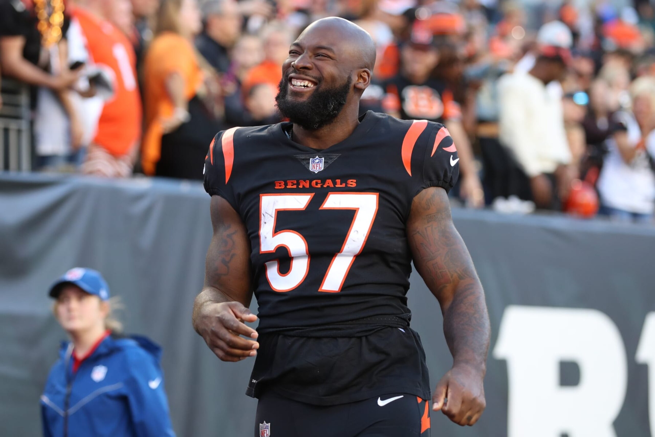 CINCINNATI, OH - NOVEMBER 06: Cincinnati Bengals linebacker Germaine Pratt (57) walks off the field after the game against the Carolina Panthers and the Cincinnati Bengals on November 6, 2022, at Paycor Stadium in Cincinnati, OH. (Photo by Ian Johnson/Icon Sportswire via Getty Images)
