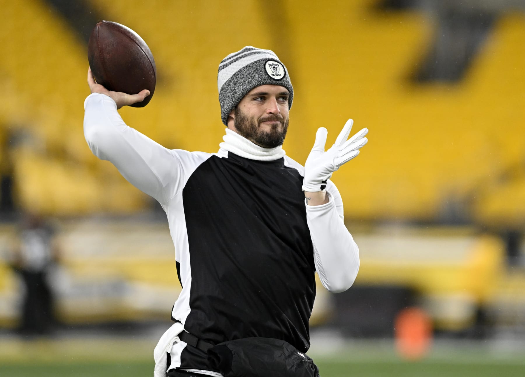 PITTSBURGH, PENNSYLVANIA - DECEMBER 24: Derek Carr #4 of the Las Vegas Raiders warms up prior to the start of the game against the Pittsburgh Steelers at Acrisure Stadium on December 24, 2022 in Pittsburgh, Pennsylvania. (Photo by Gaelen Morse/Getty Images)