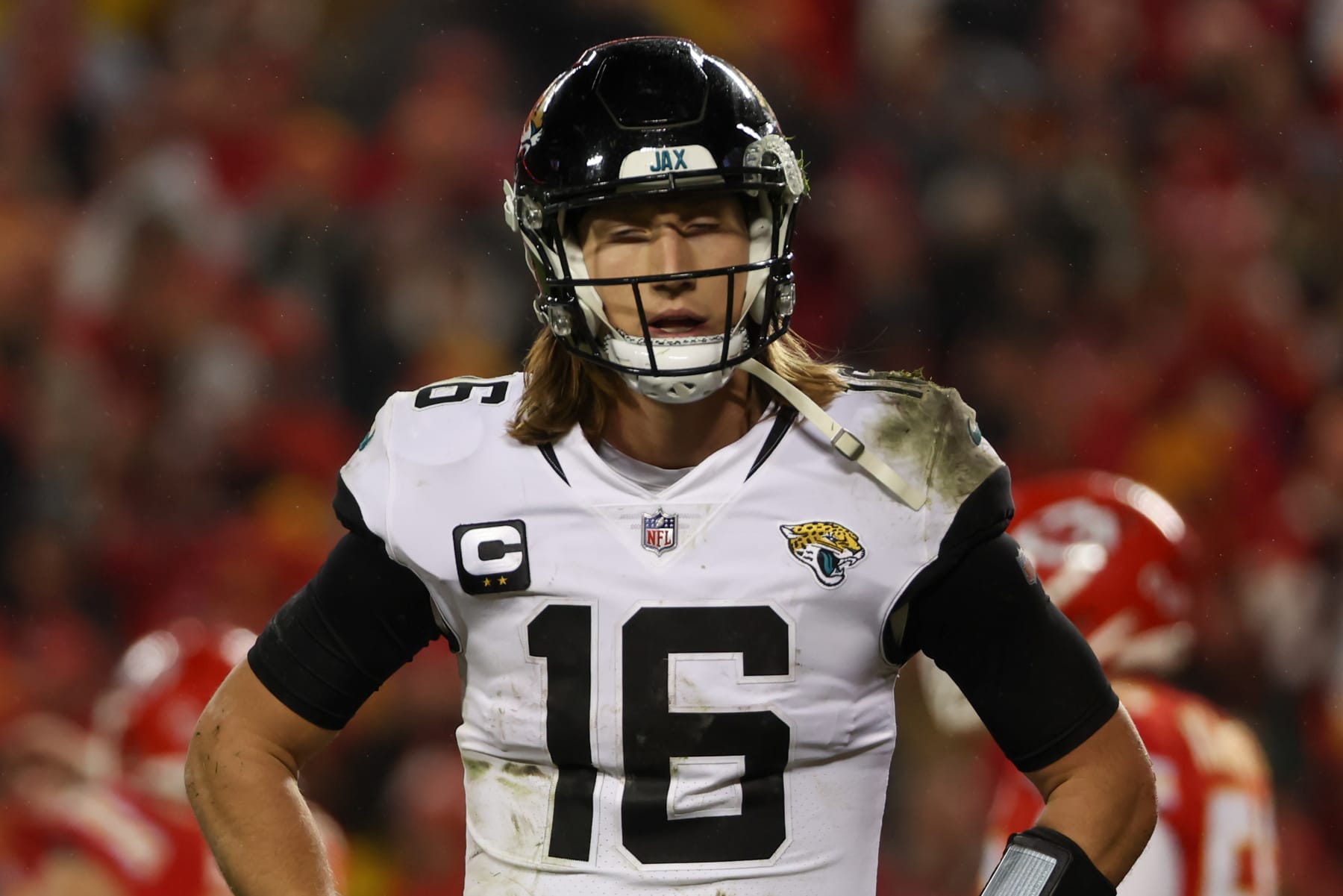 KANSAS CITY, MO - JANUARY 21: Jacksonville Jaguars quarterback Trevor Lawrence (16) looks dejected after his team fumbled near the goal line in the fourth quarter of an AFC divisional playoff game between the Jacksonville Jaguars and Kansas City Chiefs on January 21, 2023 at GEHA Field at Arrowhead Stadium in Kansas City, MO. (Photo by Scott Winters/Icon Sportswire via Getty Images)