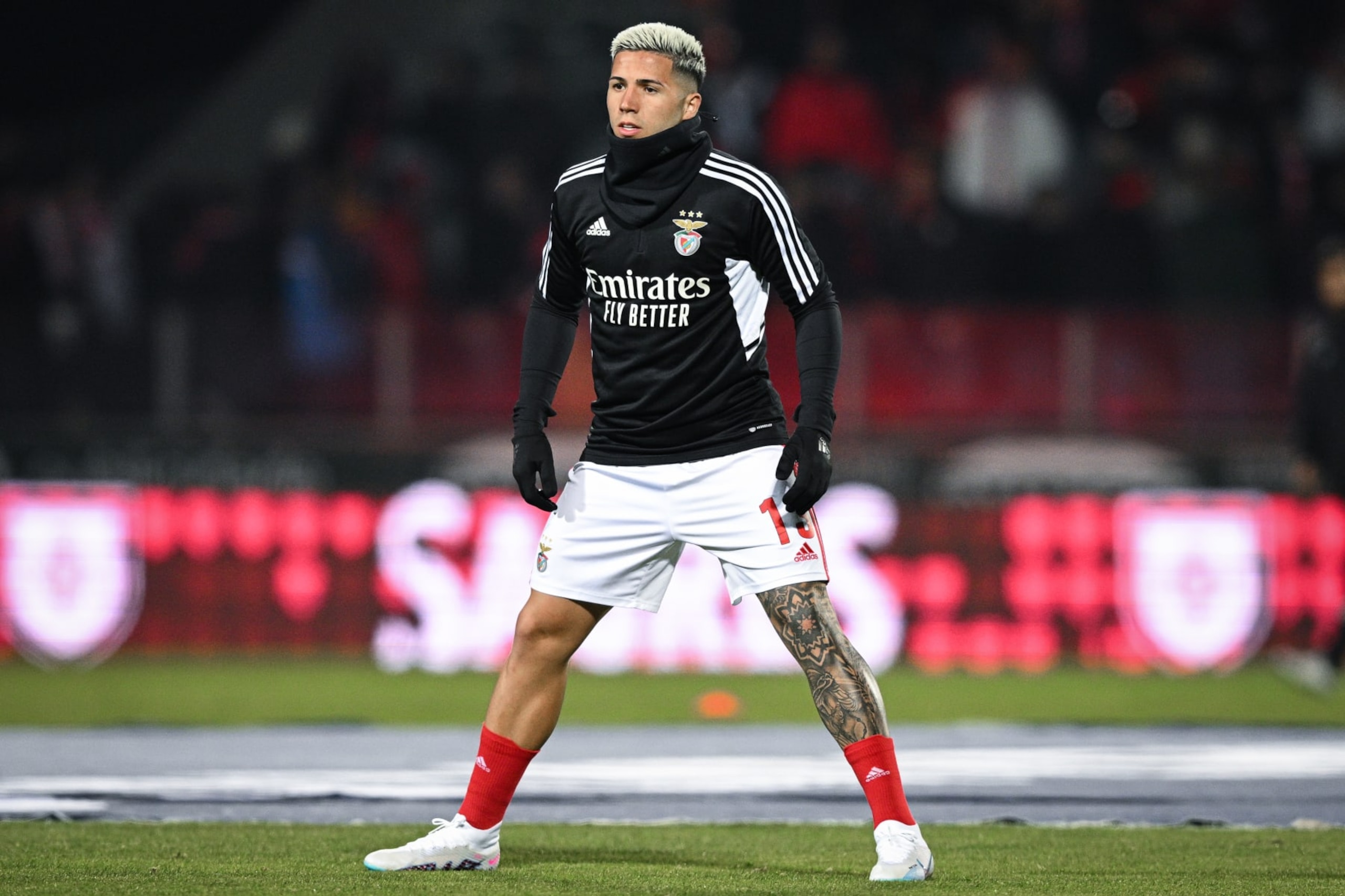 PACOS DE FERREIRA, PORTUGAL - JANUARY 26: Enzo Fernandez of SL Benfica in action during warmup prior the Liga Portugal Bwin match between Pacos de Ferreira and SL Benfica at Estadio Capital do Movel on January 26, 2023 in Pacos de Ferreira, Portugal. (Photo by Octavio Passos/Getty Images)