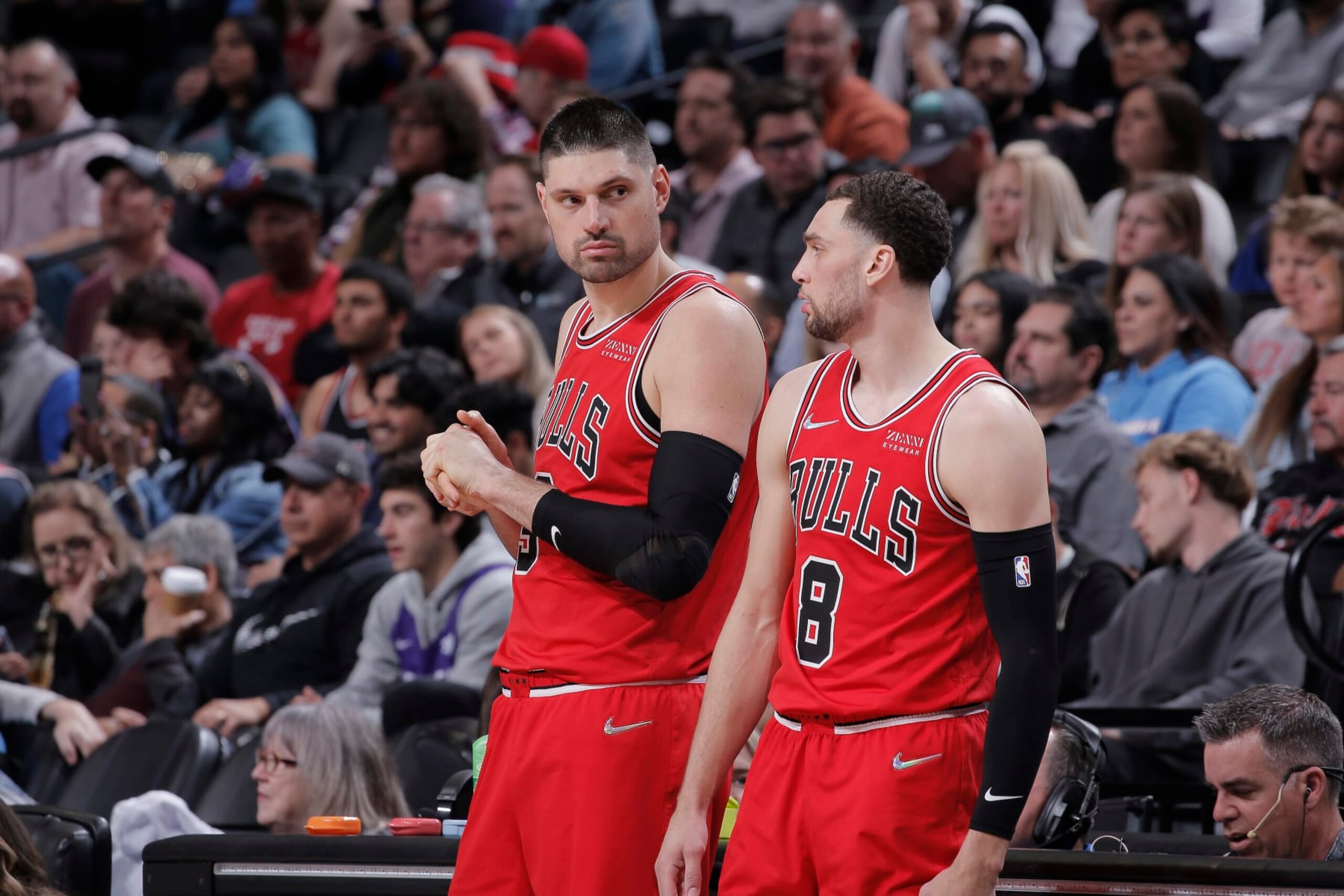 SACRAMENTO, CA - MARCH 14: Nikola Vucevic #9 and Zach Lavine #8 of the Chicago Bulls face the Sacramento Kings on March 14, 2022 at Golden 1 Center in Sacramento, California. NOTE TO USER: User expressly acknowledges and agrees that, by downloading and or using this photograph, User is consenting to the terms and conditions of the Getty Images Agreement. Mandatory Copyright Notice: Copyright 2022 NBAE (Photo by Rocky Widner/NBAE via Getty Images)