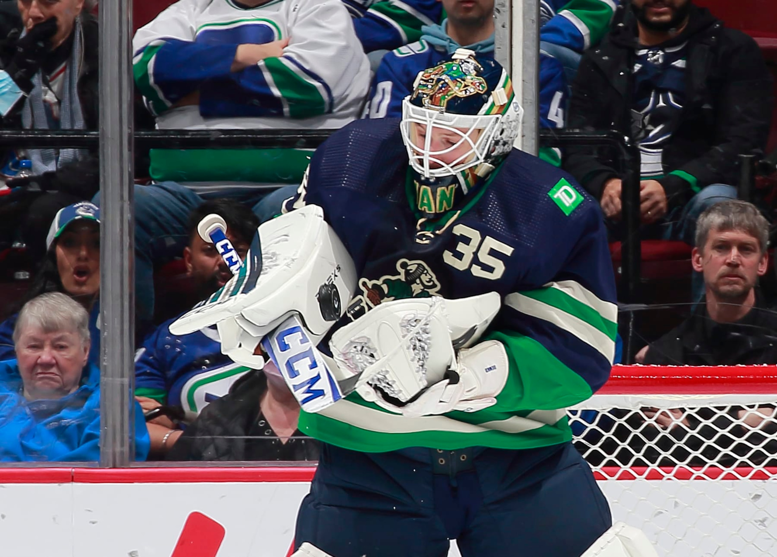 VANCOUVER, CANADA - NOVEMBER 21: Thatcher Demko #35 of the Vancouver Canucks makes a save during their NHL game against the Vegas Golden Knights at Rogers Arena November 21, 2022 in Vancouver, British Columbia, Canada.  (Photo by Jeff Vinnick/NHLI via Getty Images)