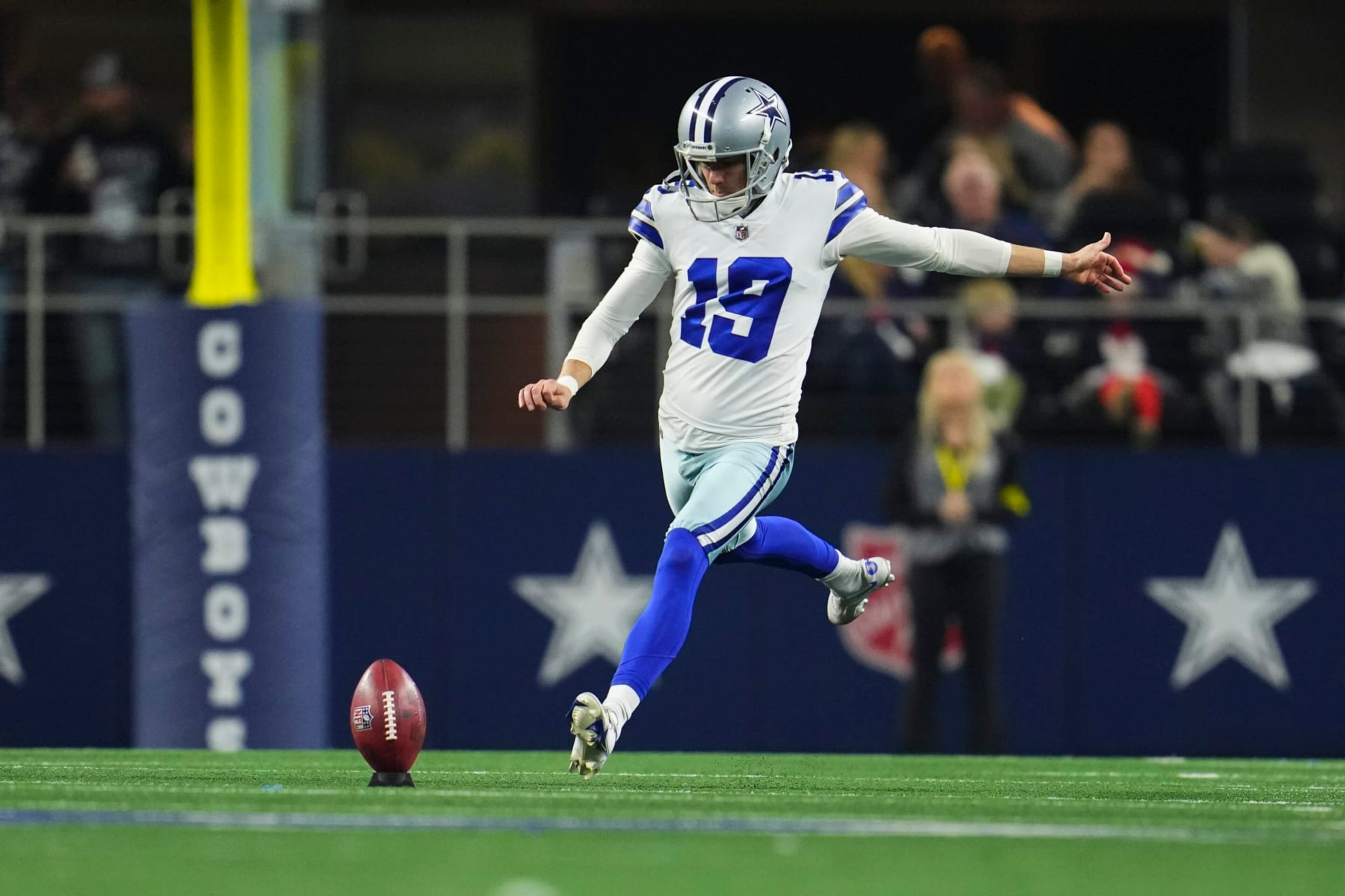 ARLINGTON, TX - DECEMBER 24: Brett Maher #19 of the Dallas Cowboys kicks against the Philadelphia Eagles at AT&T Stadium on December 24, 2022 in Arlington, Texas. (Photo by Cooper Neill/Getty Images)